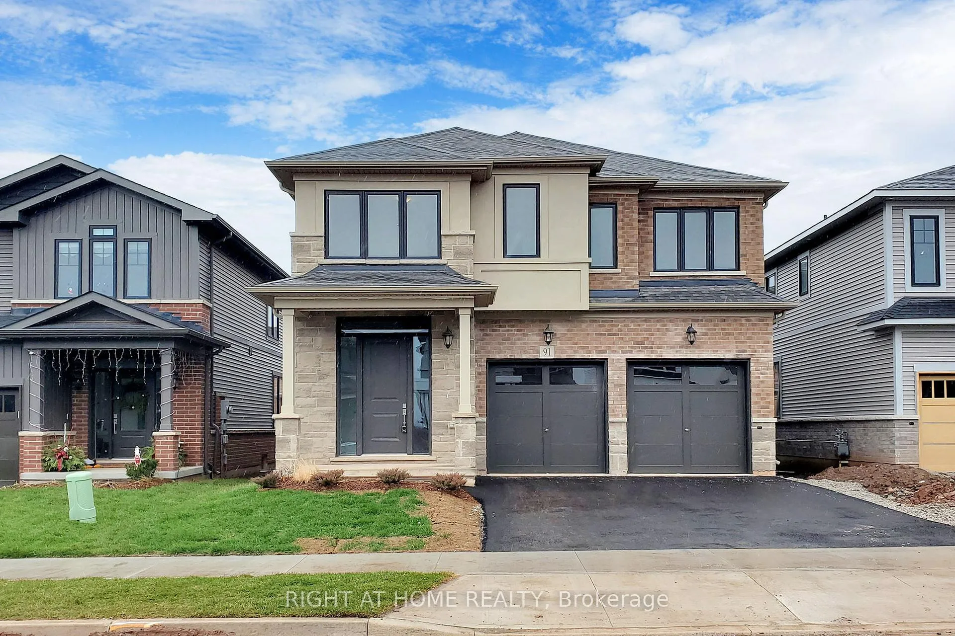 Photo 1 of 91 Starfire Crescent, Hamilton, Fruitland — HOMEH