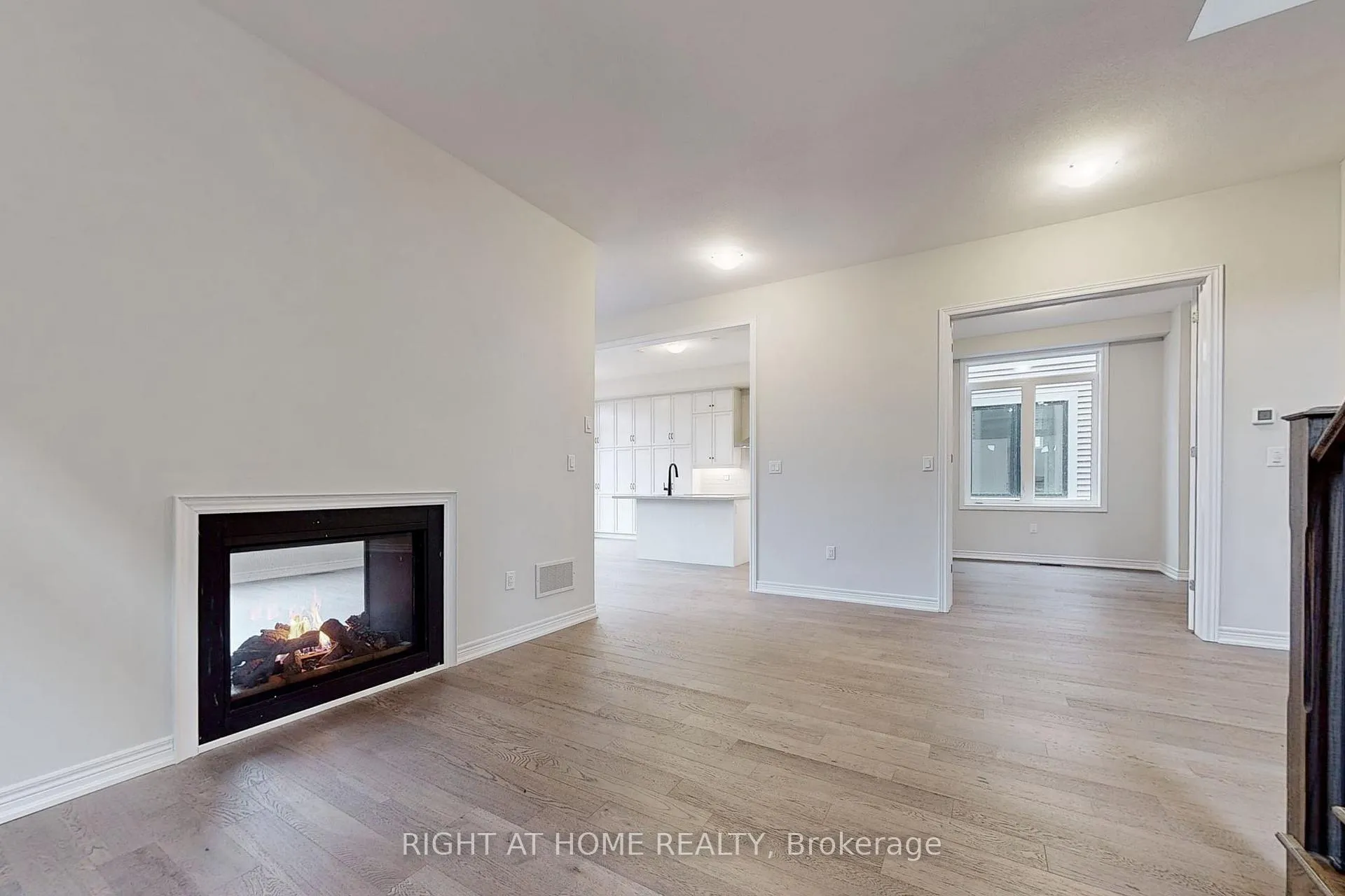 Photo 4 of 91 Starfire Crescent, Hamilton, Fruitland — HOMEH
