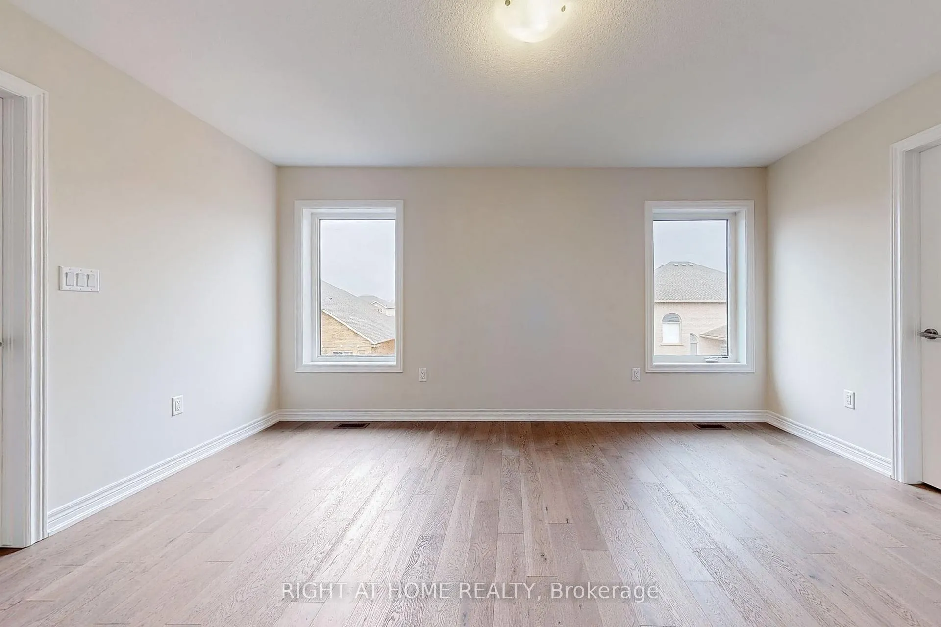 Photo 17 of 91 Starfire Crescent, Hamilton, Fruitland — HOMEH