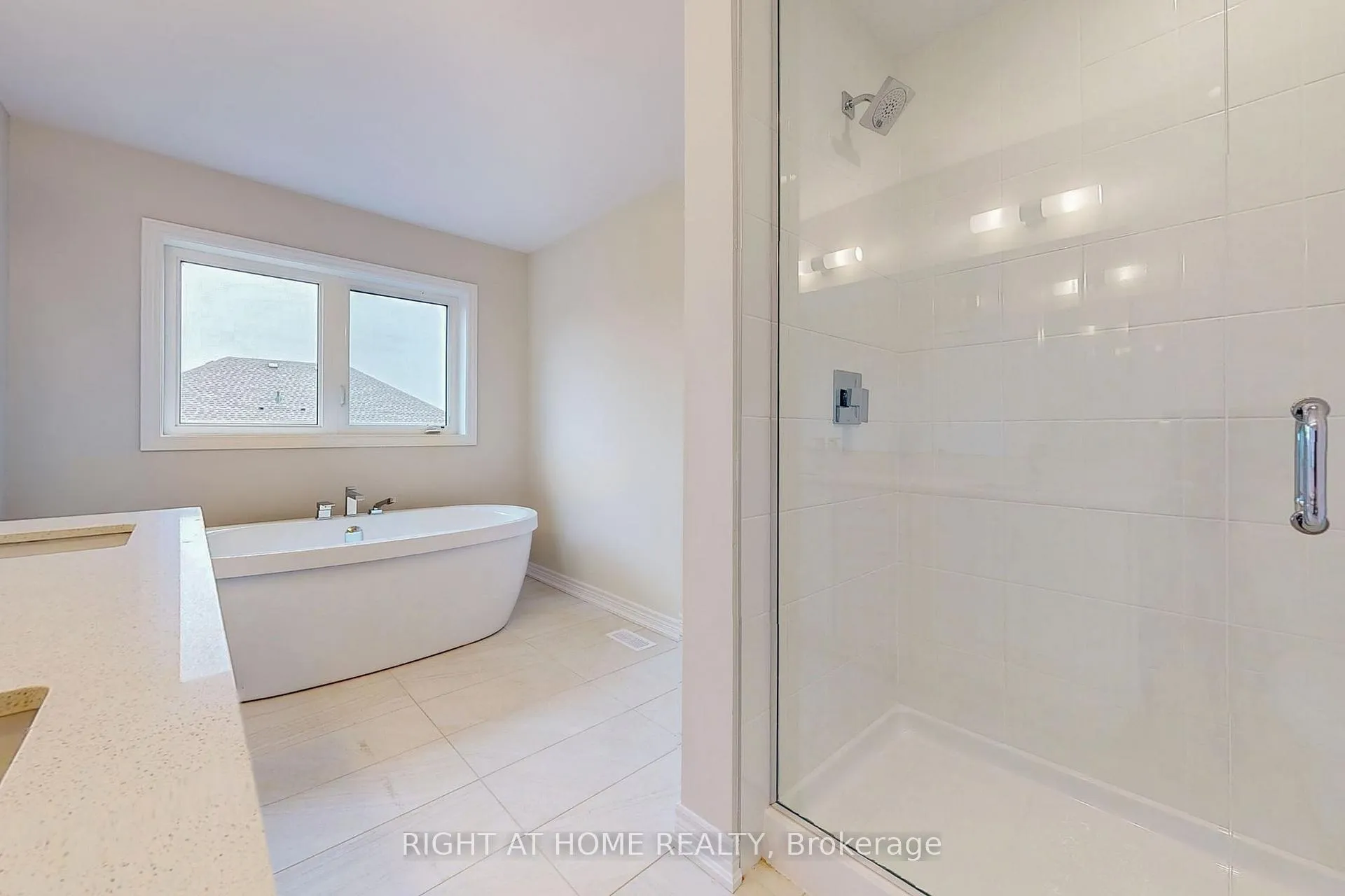 Photo 23 of 91 Starfire Crescent, Hamilton, Fruitland — HOMEH