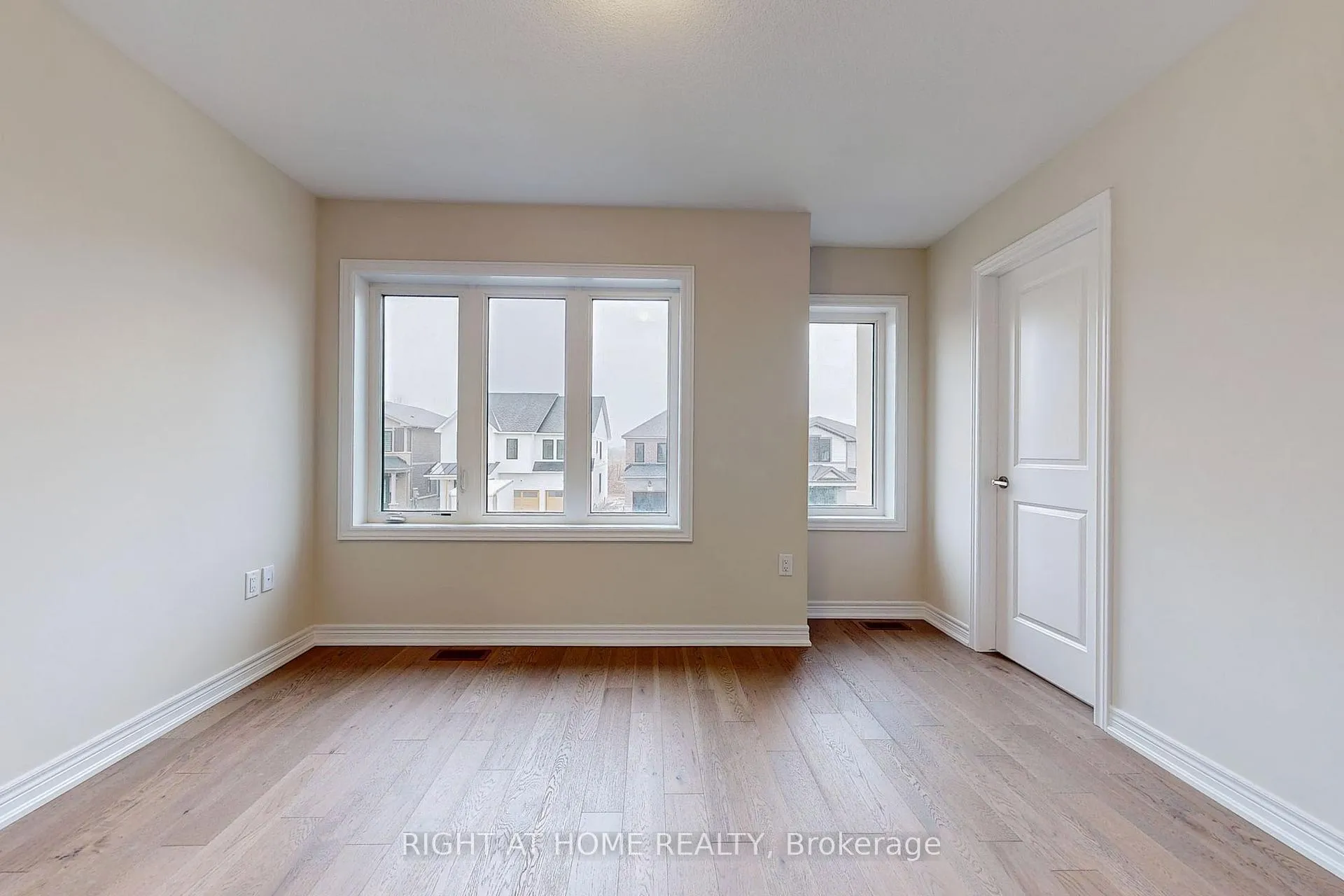 Photo 27 of 91 Starfire Crescent, Hamilton, Fruitland — HOMEH