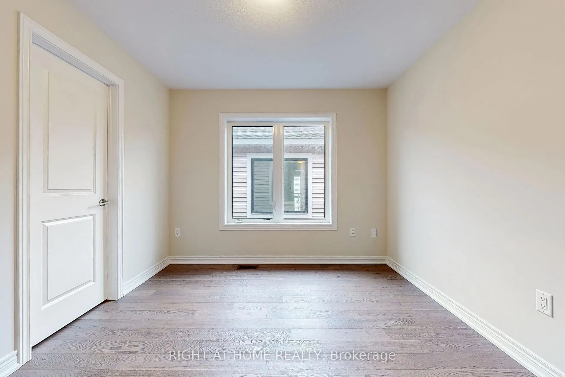 Photo 28 of 91 Starfire Crescent, Hamilton, Fruitland — HOMEH