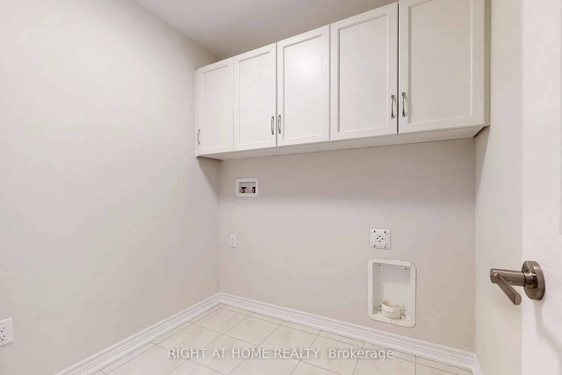 Photo 32 of 91 Starfire Crescent, Hamilton, Fruitland — HOMEH
