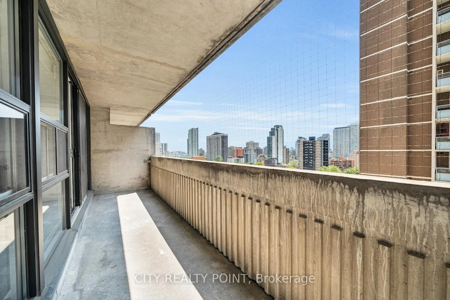 Photo 6 of Unit 1515, 33 Isabella Street, Toronto, Church-Yonge Corridor — HOMEH