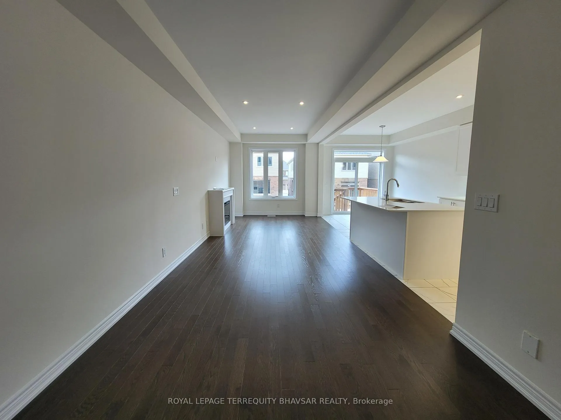 Photo 7 of 215 Broadacre Drive, Kitchener — HOMEH