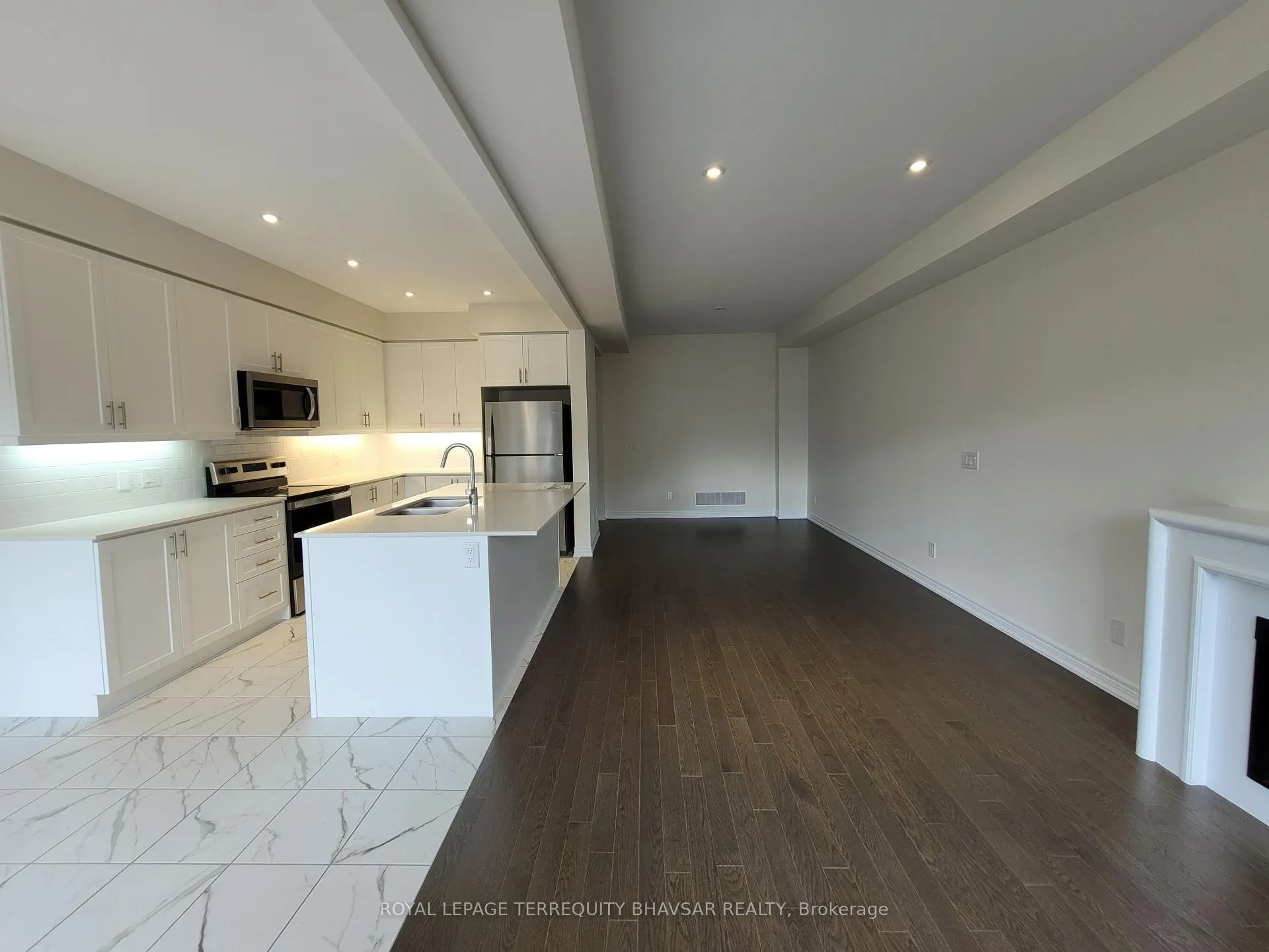 Photo 9 of 215 Broadacre Drive, Kitchener — HOMEH