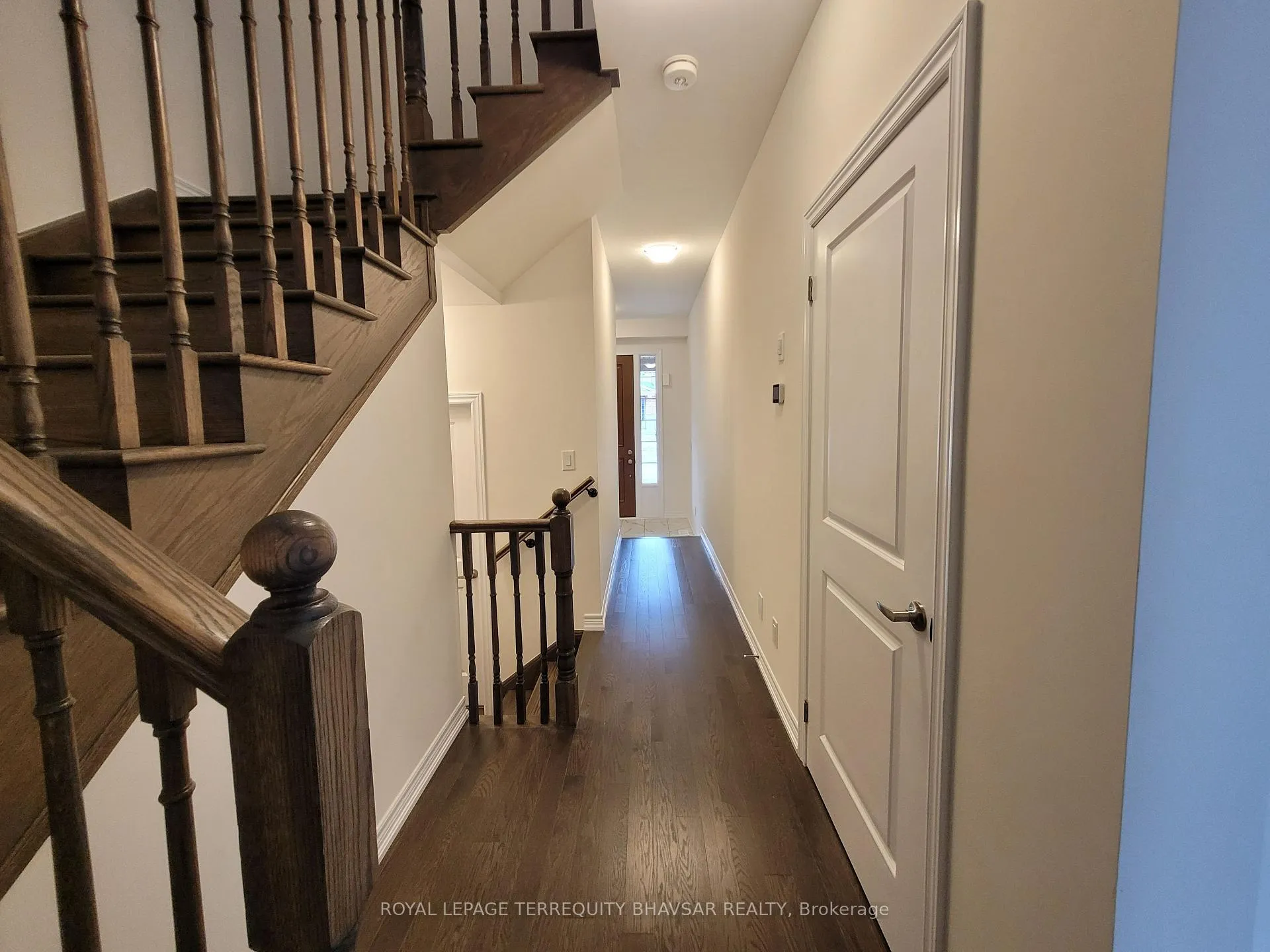 Photo 15 of 215 Broadacre Drive, Kitchener — HOMEH