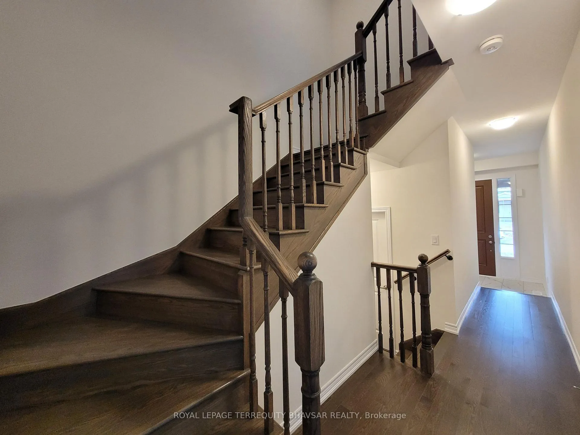 Photo 16 of 215 Broadacre Drive, Kitchener — HOMEH