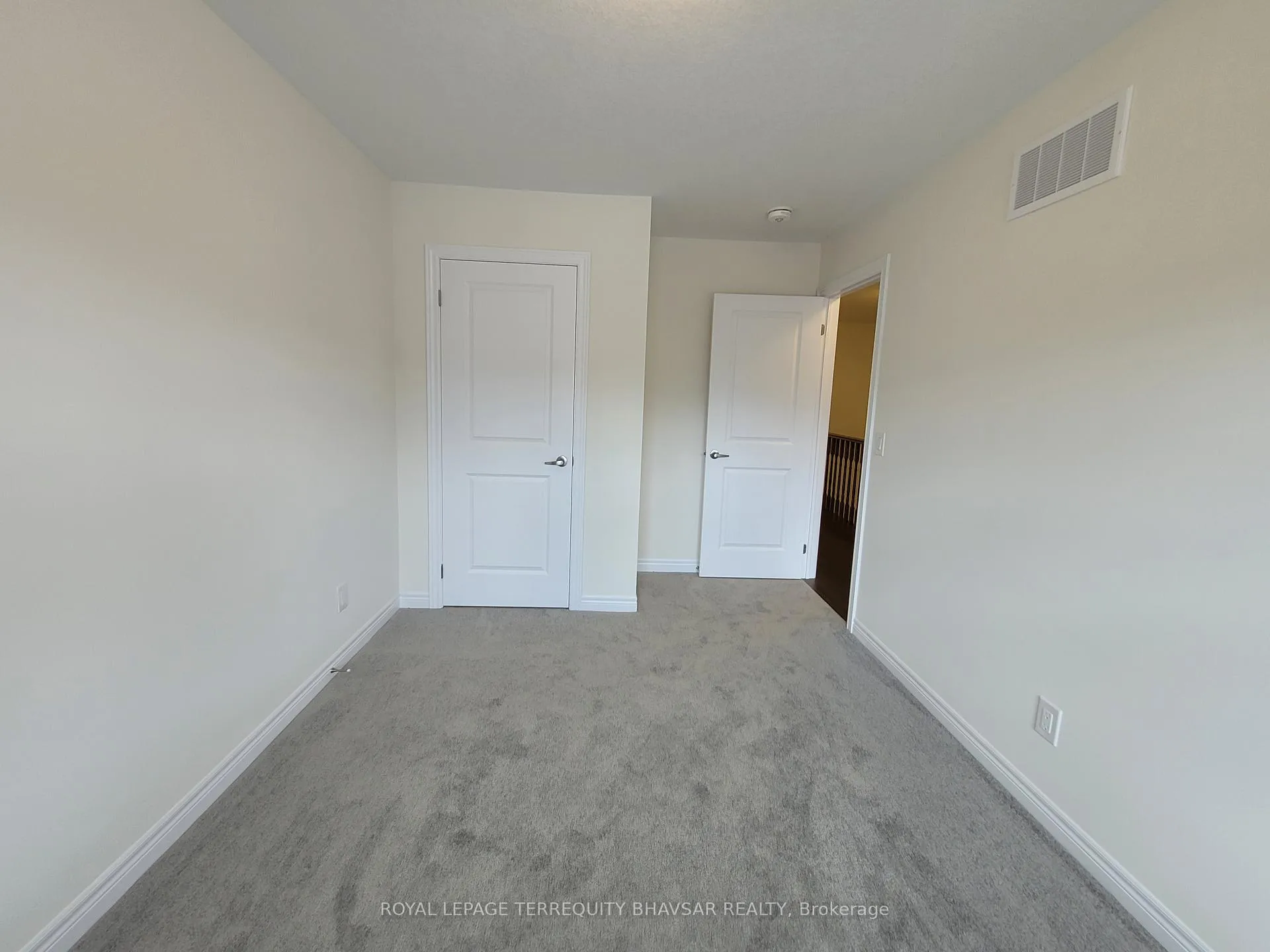 Photo 26 of 215 Broadacre Drive, Kitchener — HOMEH