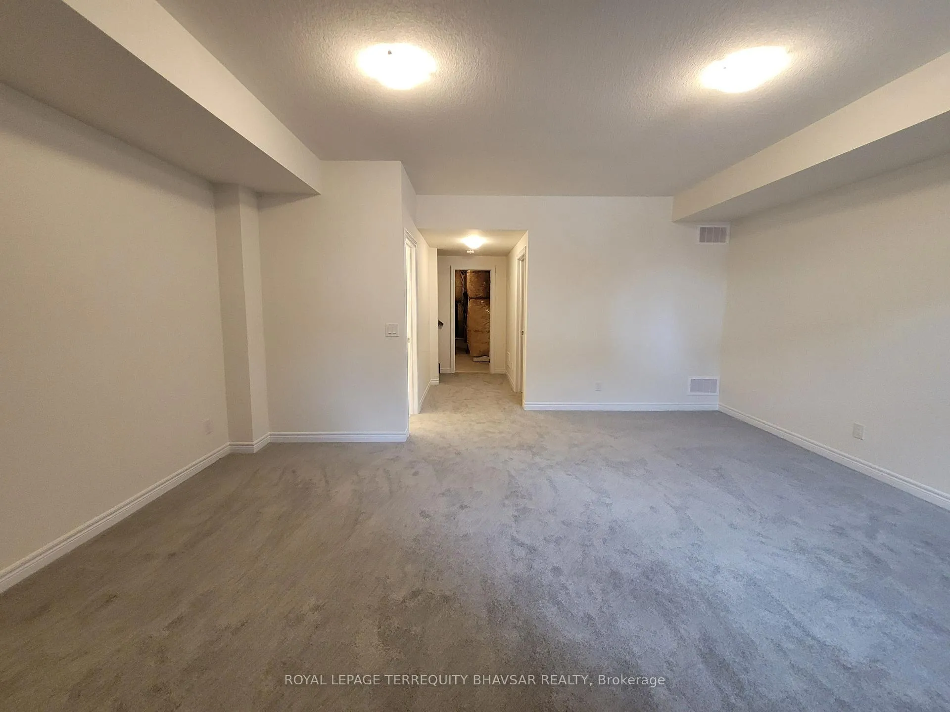 Photo 37 of 215 Broadacre Drive, Kitchener — HOMEH