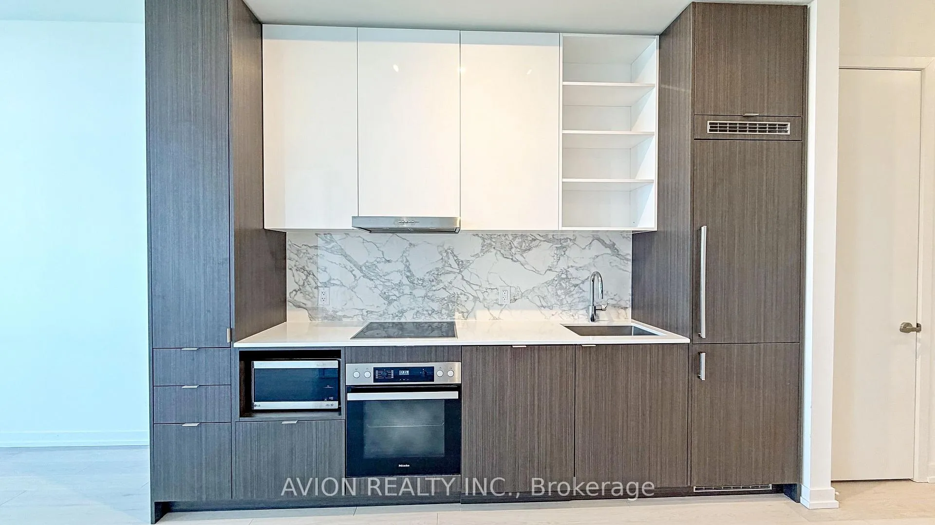 Photo 9 of Unit PH103, 55 Cooper Street, Toronto, Waterfront Communities — HOMEH