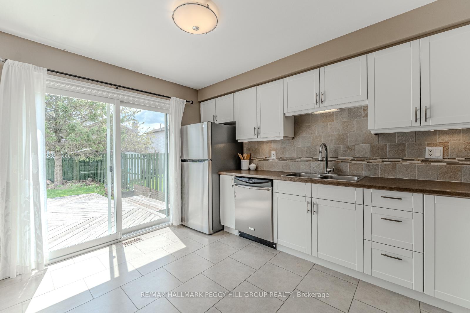 Photo 2 of 8 Corrie Crescent, Essa, Angus — HOMEH