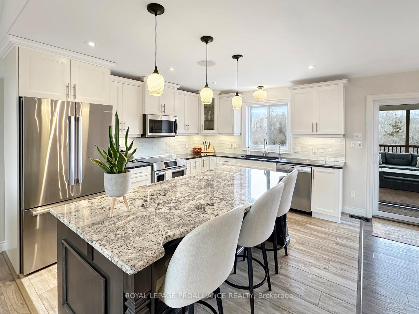 Photo 10 of 92 Morgan Road, Belleville, Thurlow Ward — HOMEH