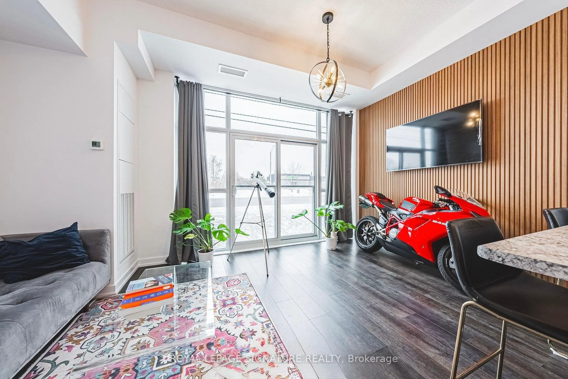 Photo 2 of Unit 102, 470 Dundas Street E, Hamilton, Waterdown — HOMEH