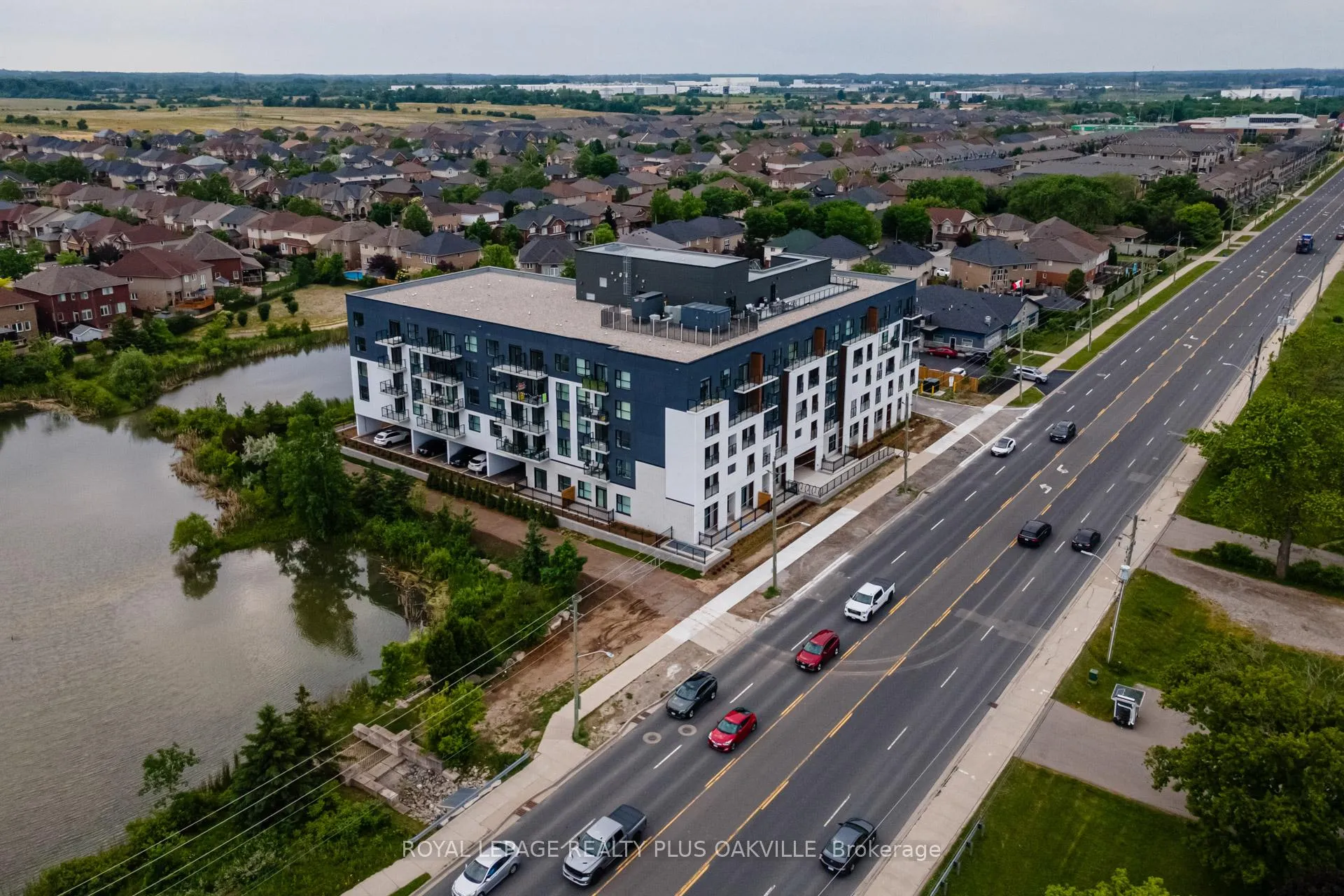 Photo 2 of Unit 221, 1936 Rymal Road E, Hamilton, Stoney Creek — HOMEH