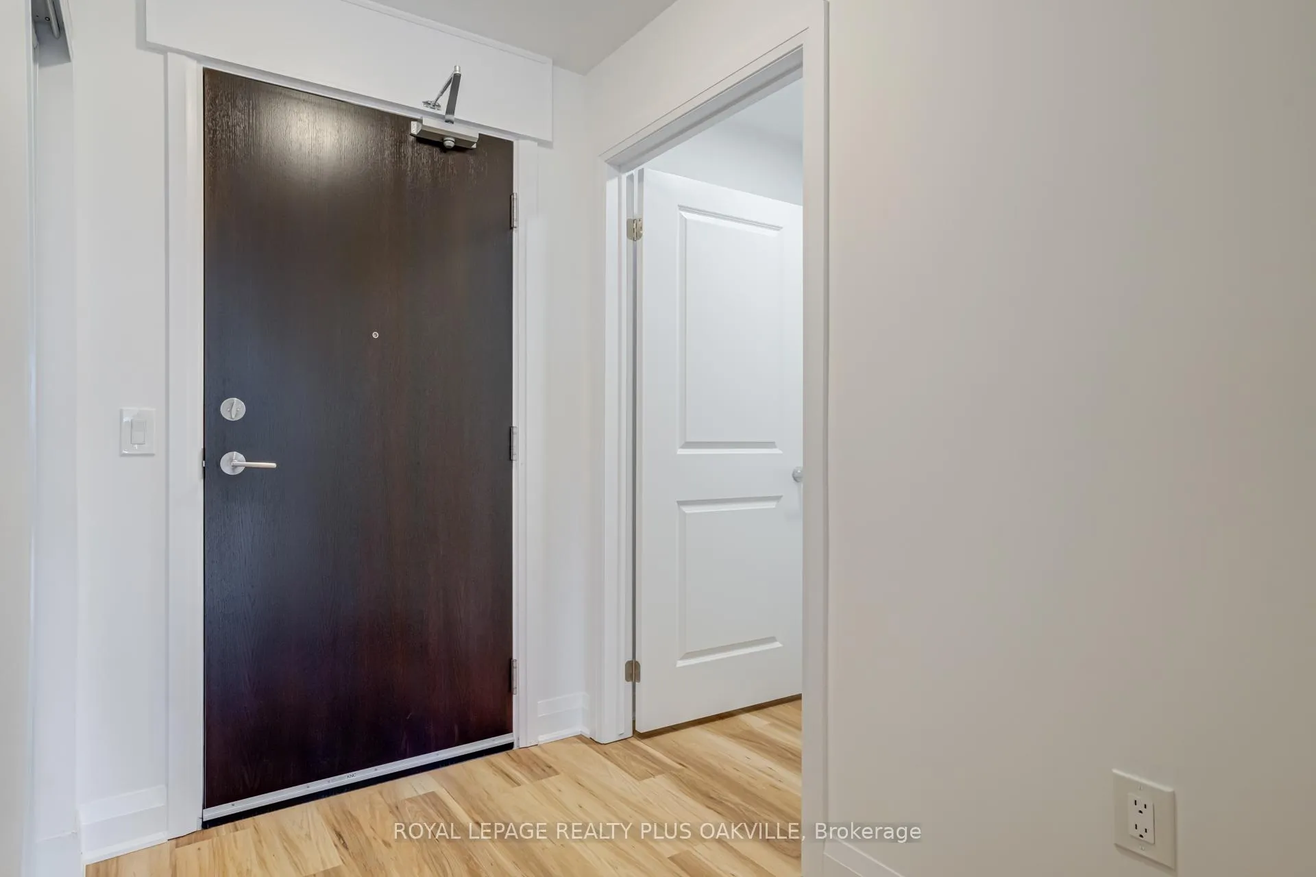 Photo 16 of Unit 221, 1936 Rymal Road E, Hamilton, Stoney Creek — HOMEH