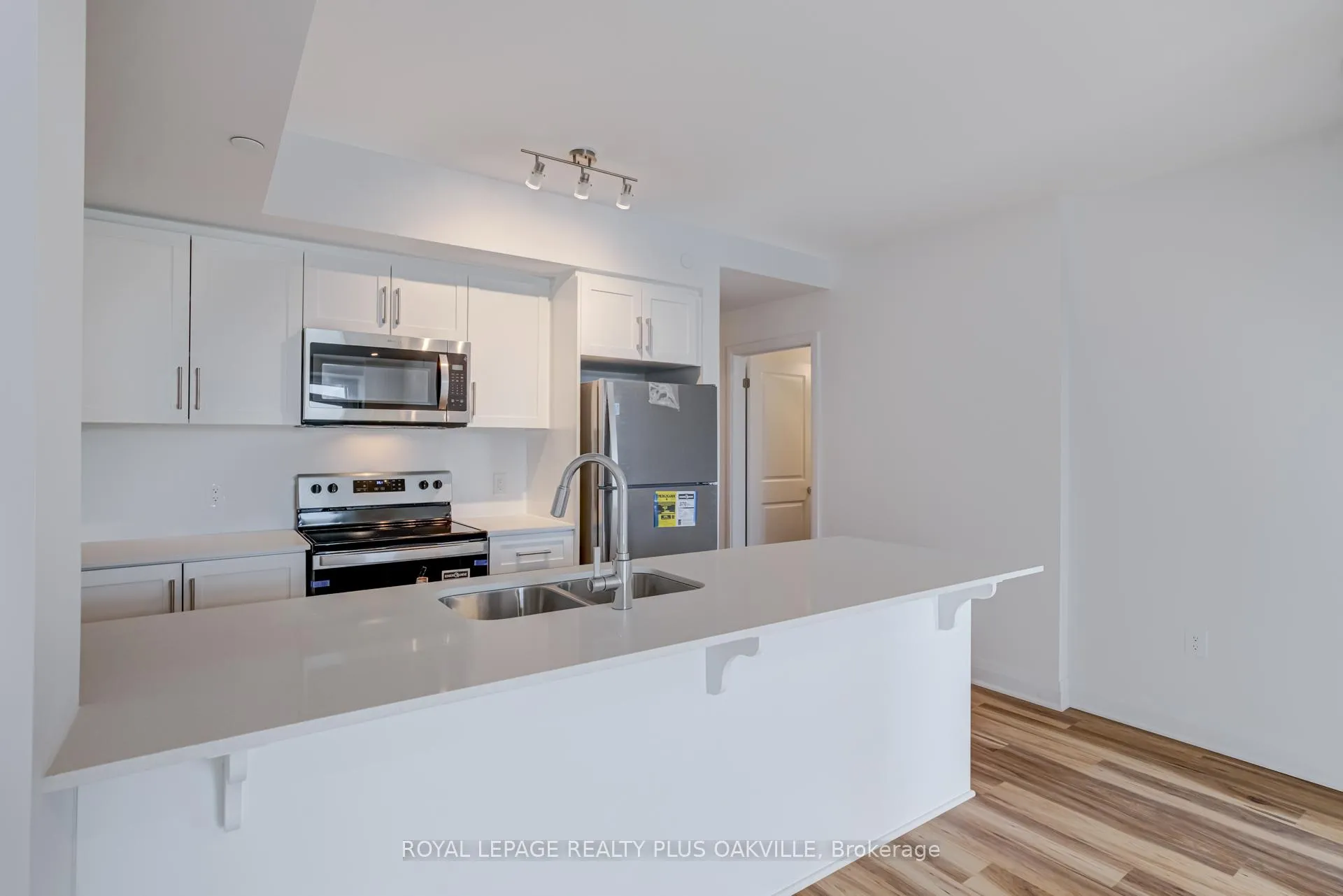 Photo 21 of Unit 221, 1936 Rymal Road E, Hamilton, Stoney Creek — HOMEH