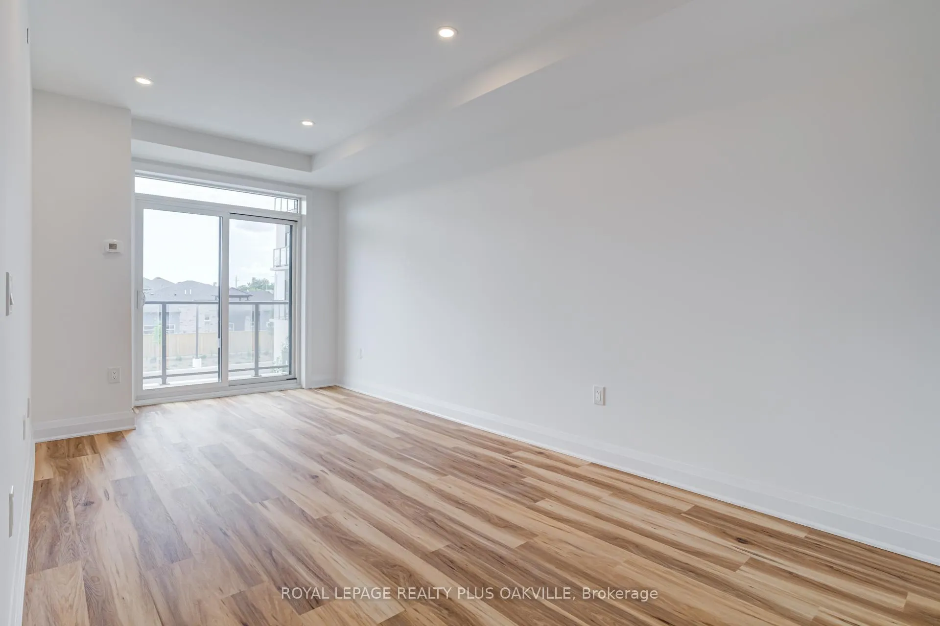 Photo 26 of Unit 221, 1936 Rymal Road E, Hamilton, Stoney Creek — HOMEH