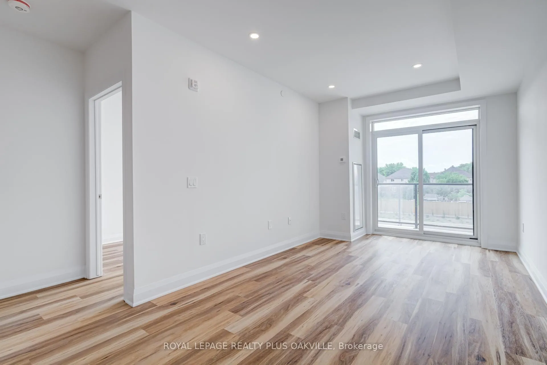 Photo 28 of Unit 221, 1936 Rymal Road E, Hamilton, Stoney Creek — HOMEH