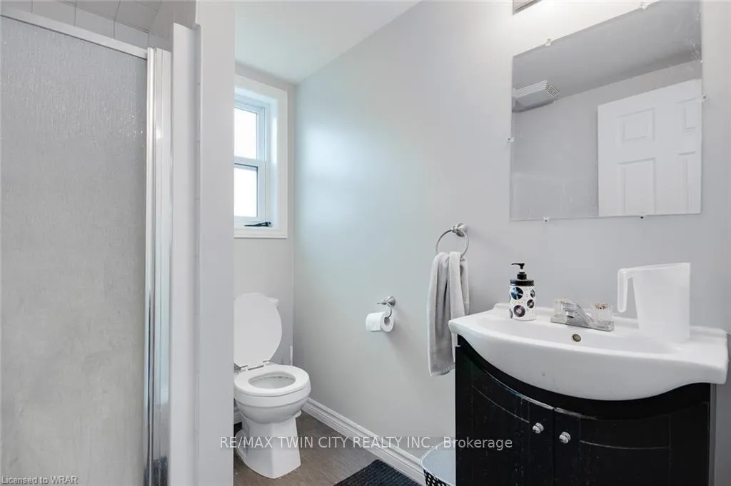 Photo 16 of 151 Bridgeport Road E, Waterloo — HOMEH