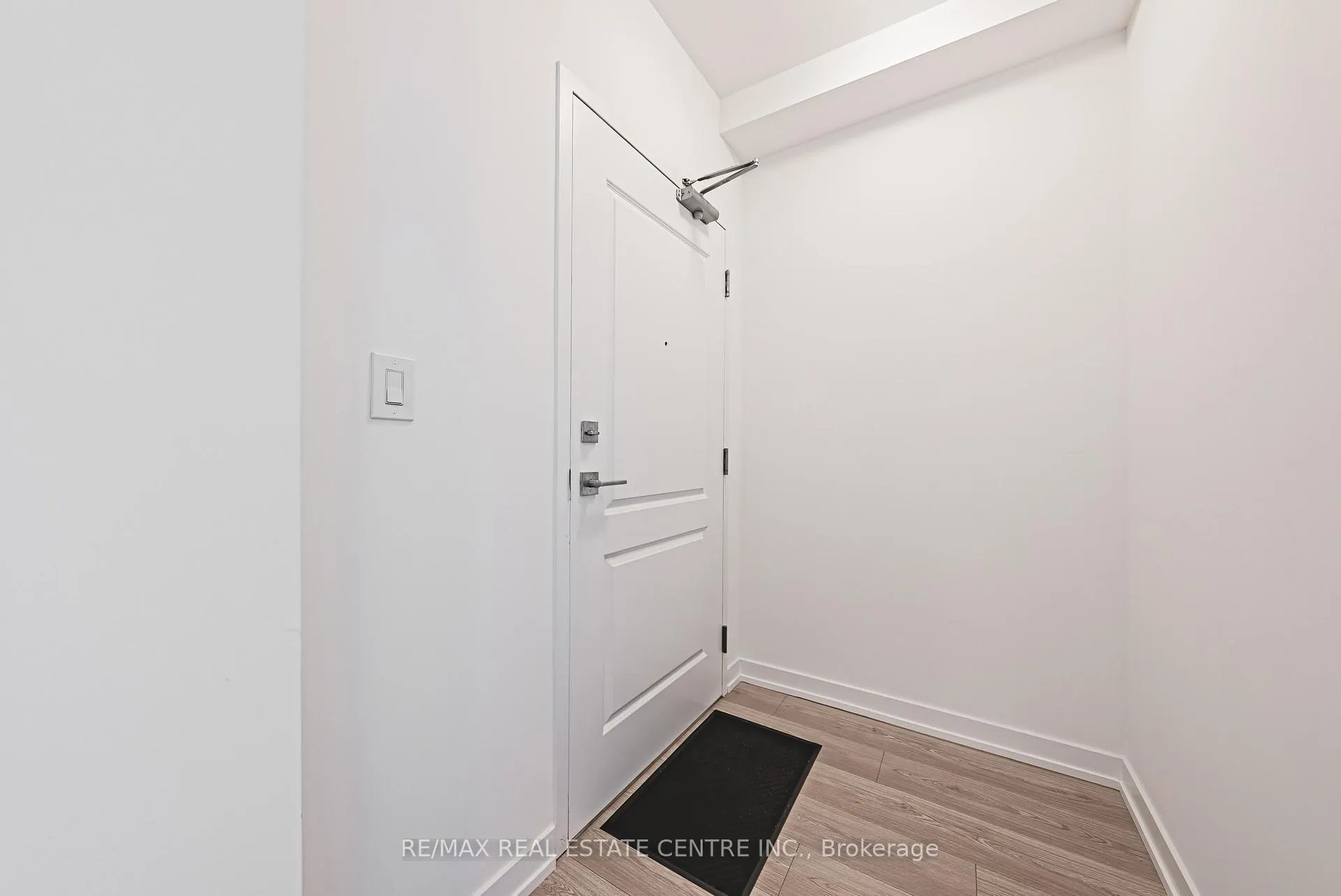 Photo 4 of Unit 1213, 450 Dundas Street E, Hamilton, Waterdown — HOMEH