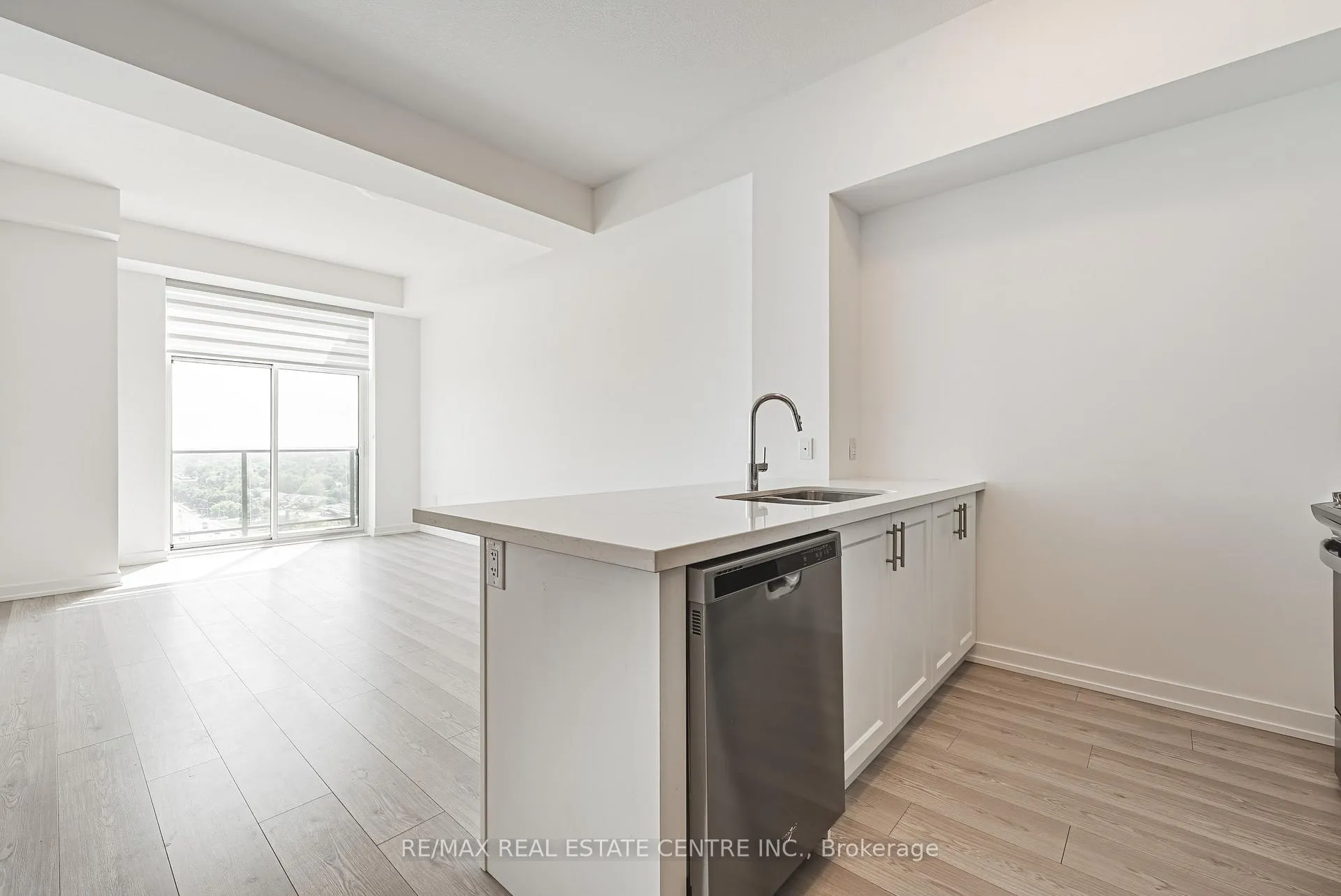Photo 8 of Unit 1213, 450 Dundas Street E, Hamilton, Waterdown — HOMEH