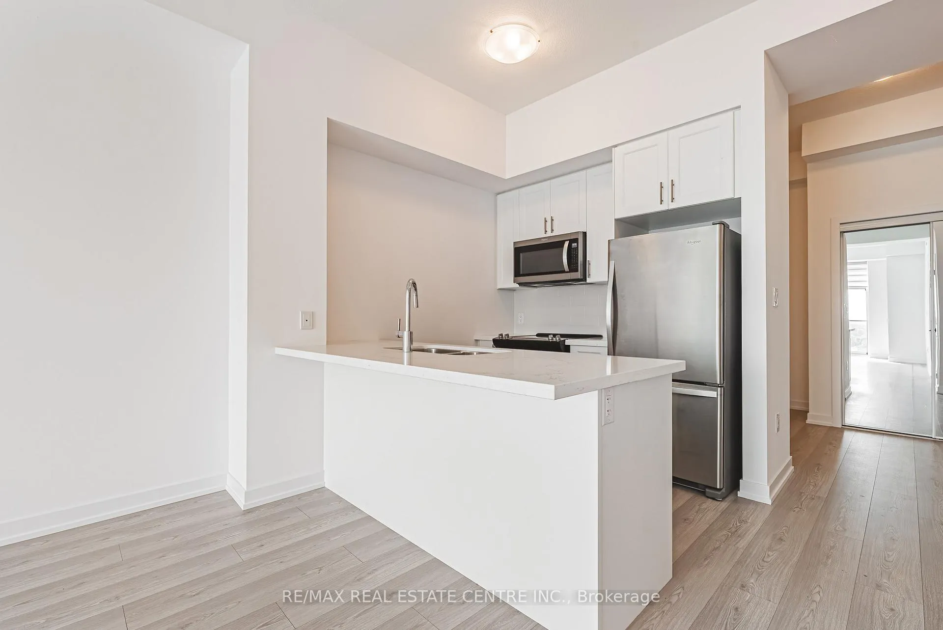 Photo 9 of Unit 1213, 450 Dundas Street E, Hamilton, Waterdown — HOMEH
