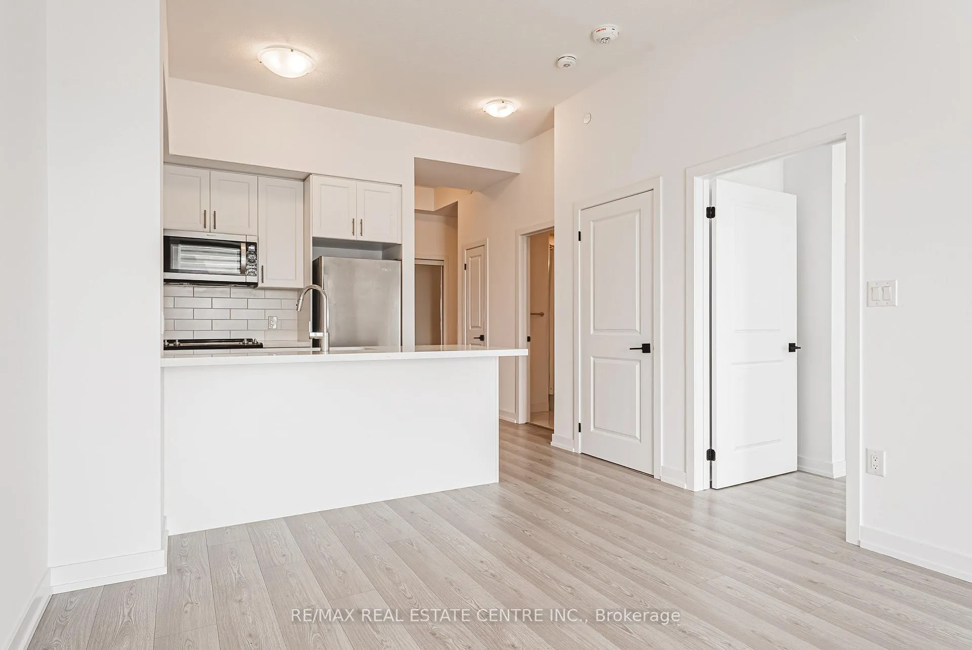 Photo 10 of Unit 1213, 450 Dundas Street E, Hamilton, Waterdown — HOMEH