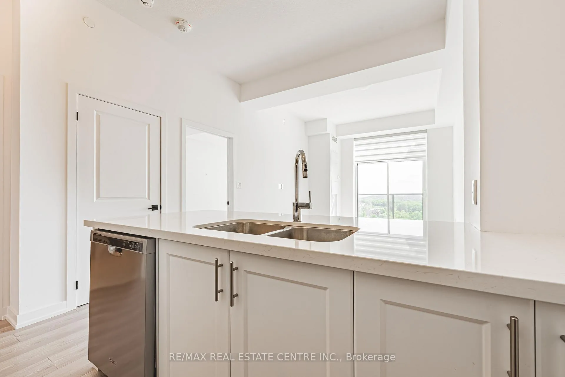 Photo 14 of Unit 1213, 450 Dundas Street E, Hamilton, Waterdown — HOMEH
