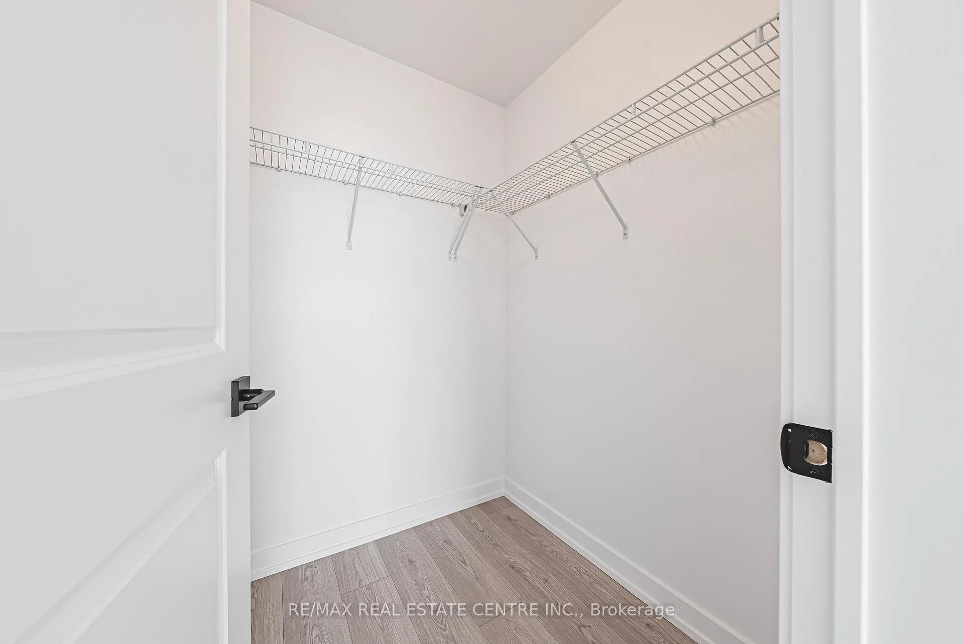 Photo 25 of Unit 1213, 450 Dundas Street E, Hamilton, Waterdown — HOMEH
