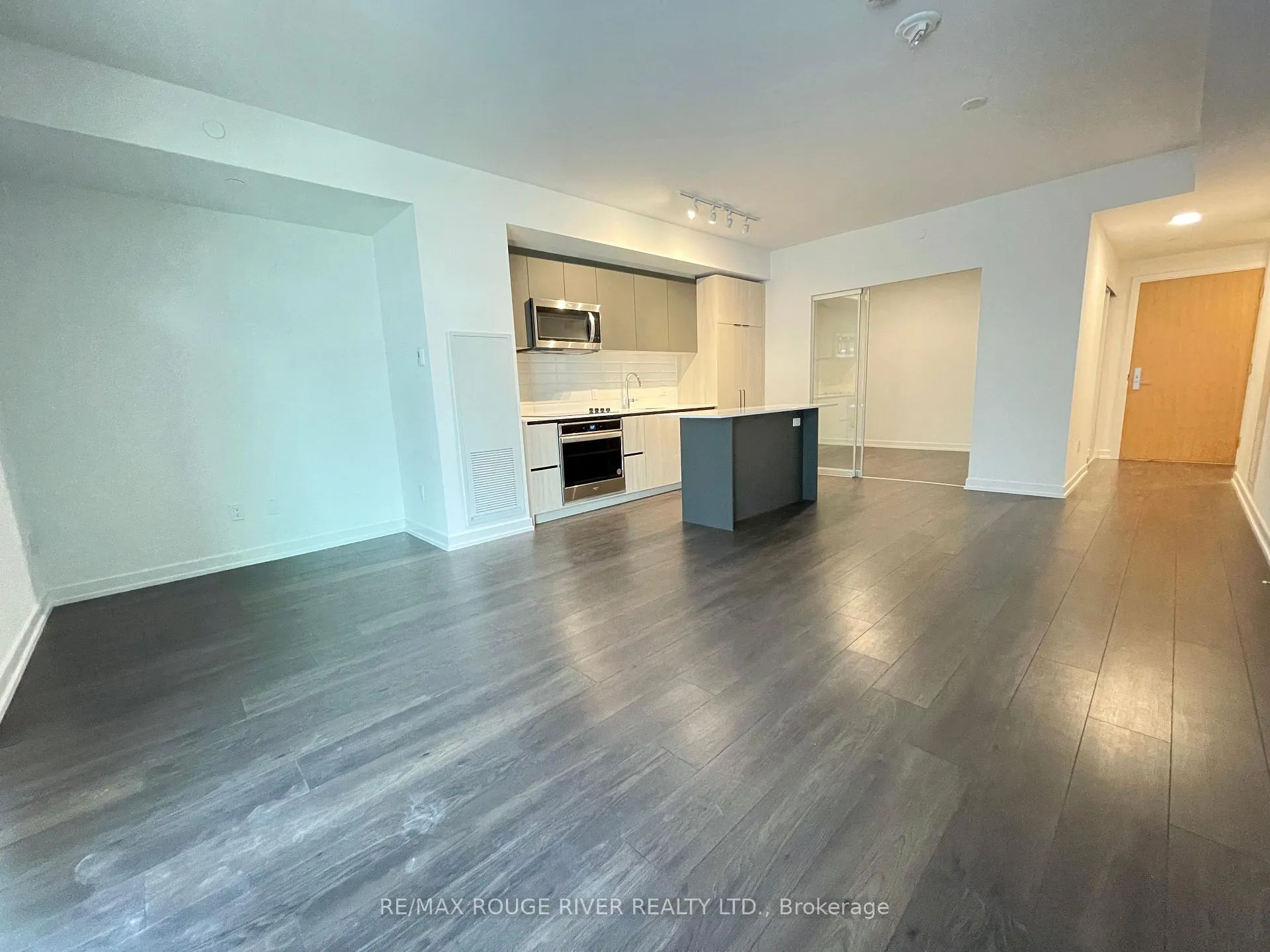 Photo 7 of Unit 314, 150 Logan Avenue, Toronto, South Riverdale — HOMEH