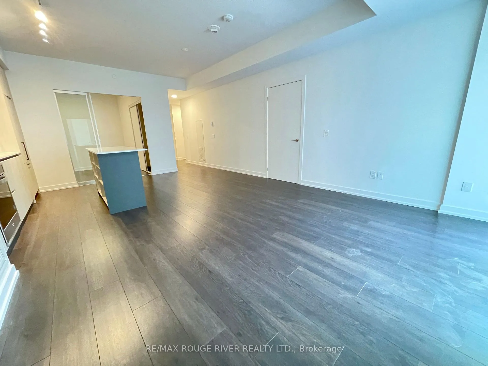 Photo 8 of Unit 314, 150 Logan Avenue, Toronto, South Riverdale — HOMEH