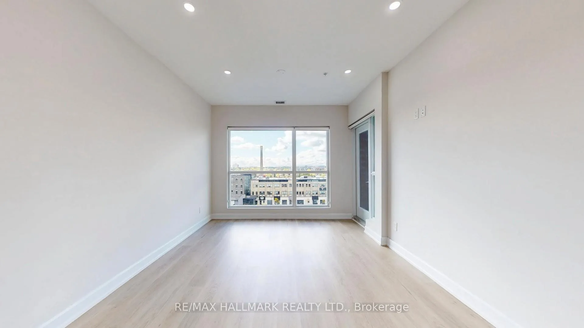 Photo 10 of Unit 711, 1 Victoria Street S, Waterloo — HOMEH