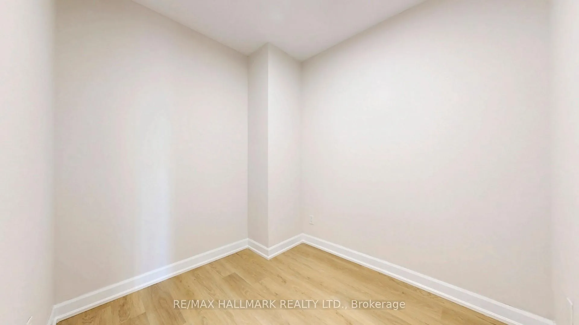 Photo 27 of Unit 711, 1 Victoria Street S, Waterloo — HOMEH