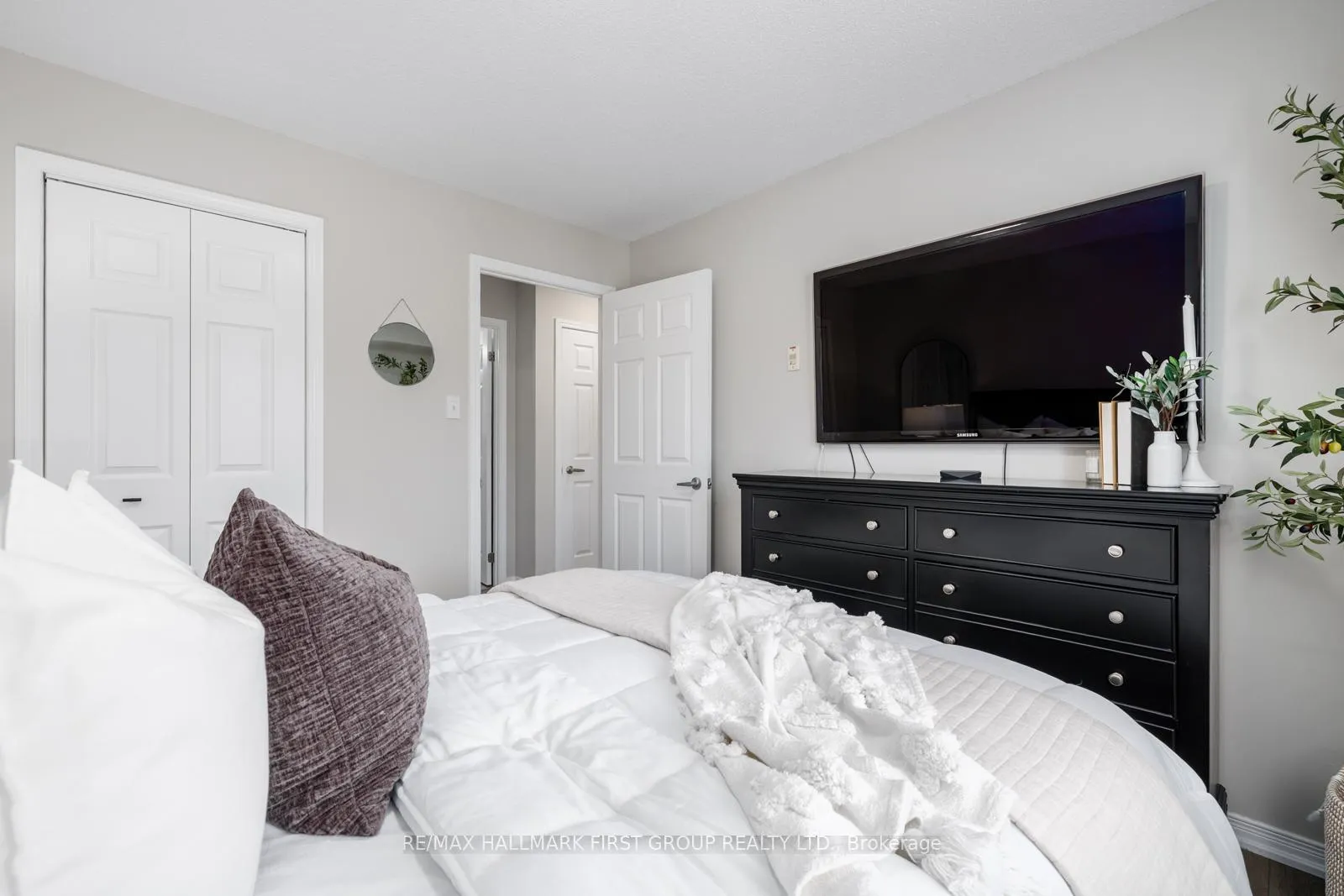 Photo 23 of Unit 309, 136 Aspen Springs Drive, Clarington, Bowmanville — HOMEH
