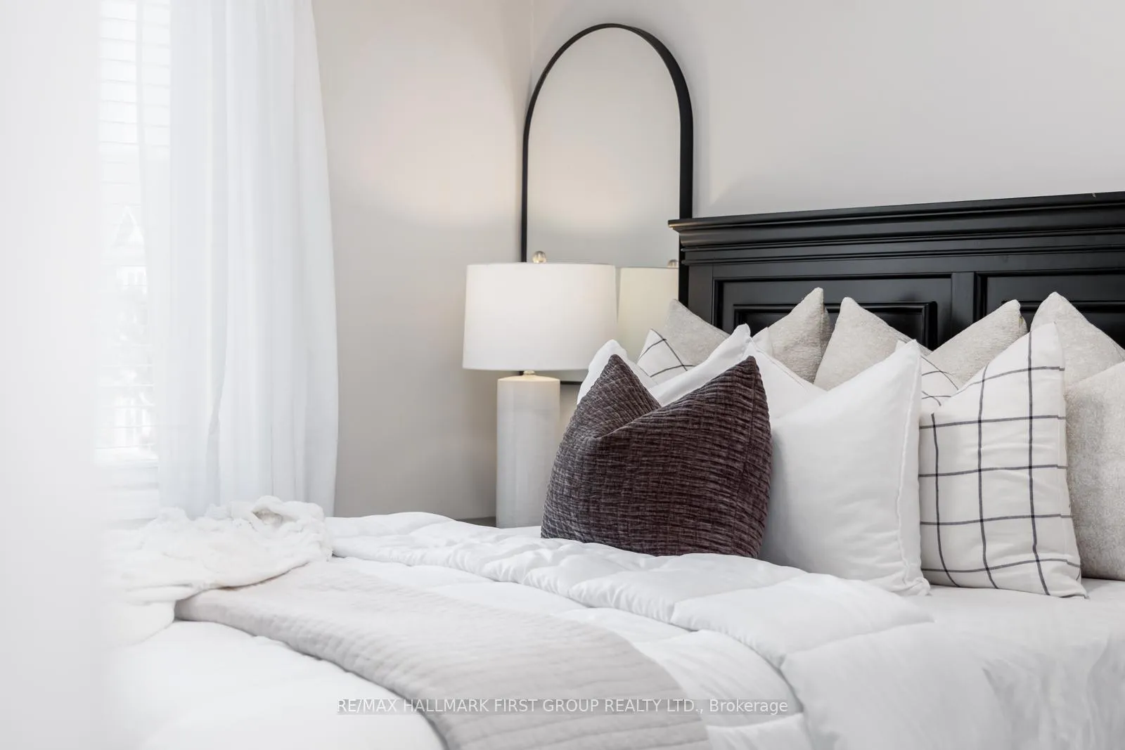 Photo 25 of Unit 309, 136 Aspen Springs Drive, Clarington, Bowmanville — HOMEH