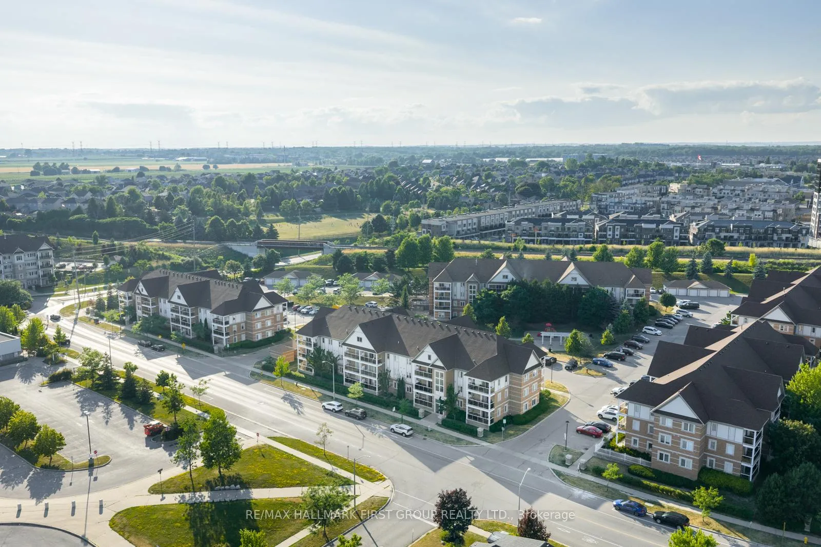 Photo 41 of Unit 309, 136 Aspen Springs Drive, Clarington, Bowmanville — HOMEH