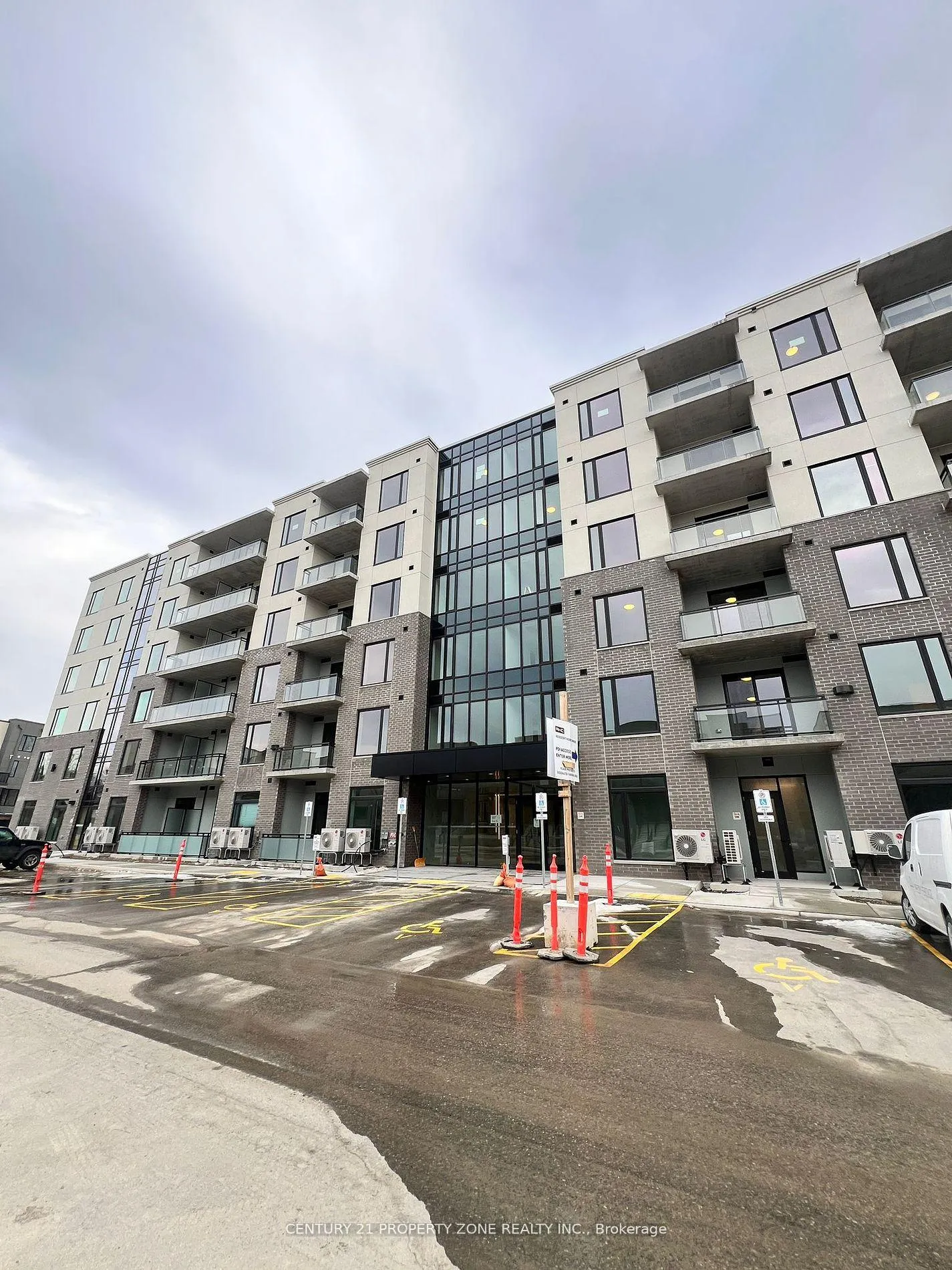Photo 1 of Unit 402, 107 Rogers Street, Waterloo, Downtown Waterloo — HOMEH