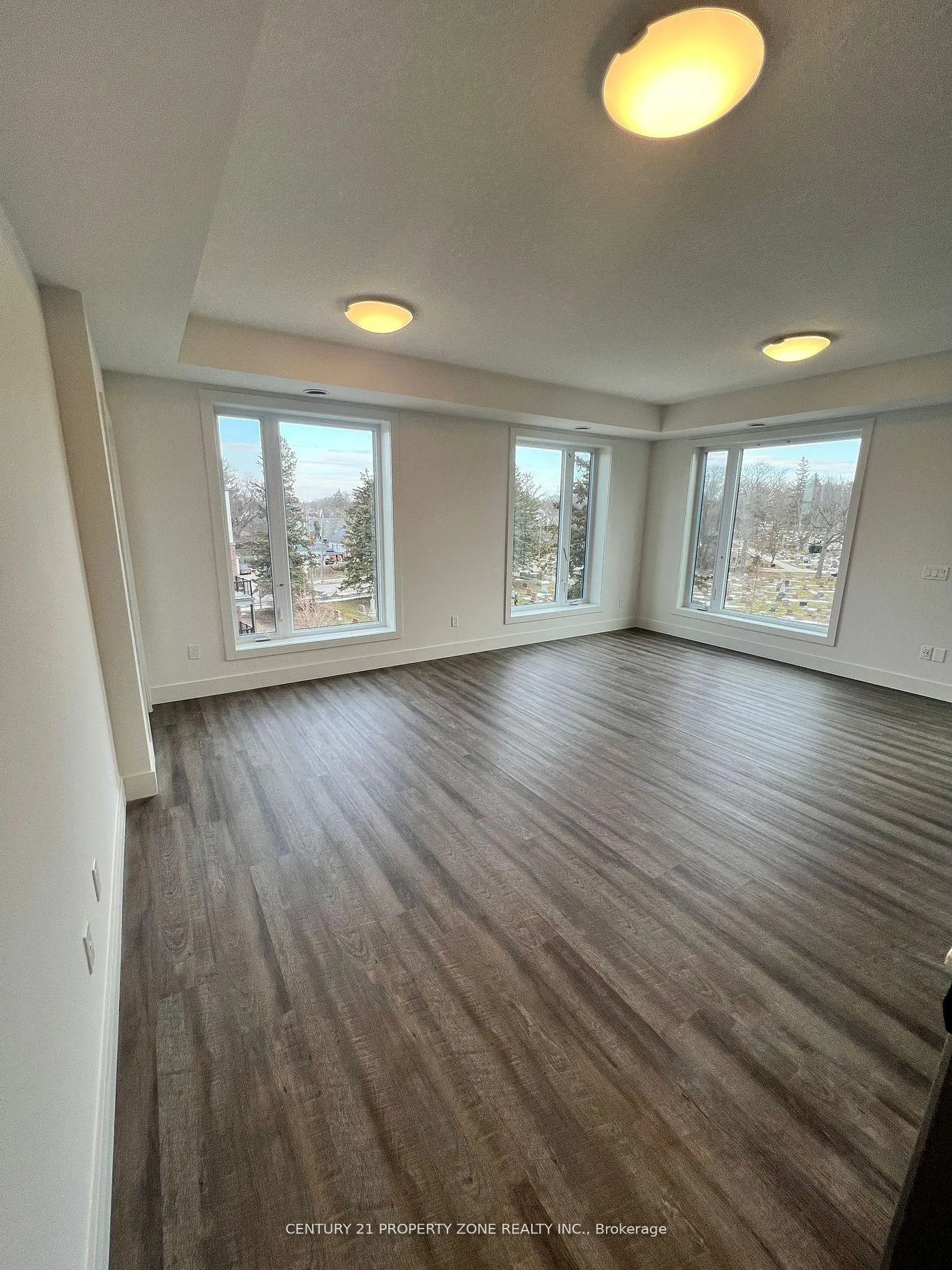 Photo 3 of Unit 402, 107 Rogers Street, Waterloo, Downtown Waterloo — HOMEH