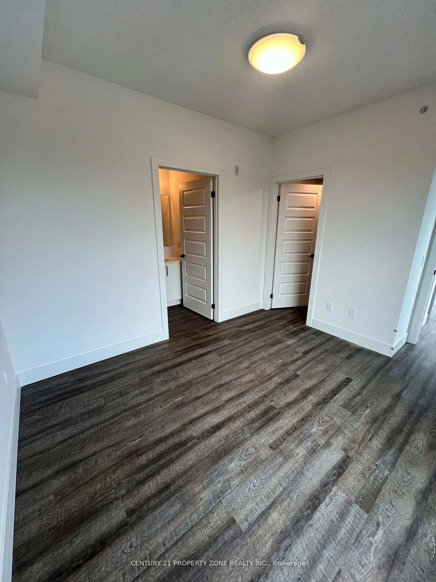 Photo 4 of Unit 402, 107 Rogers Street, Waterloo, Downtown Waterloo — HOMEH