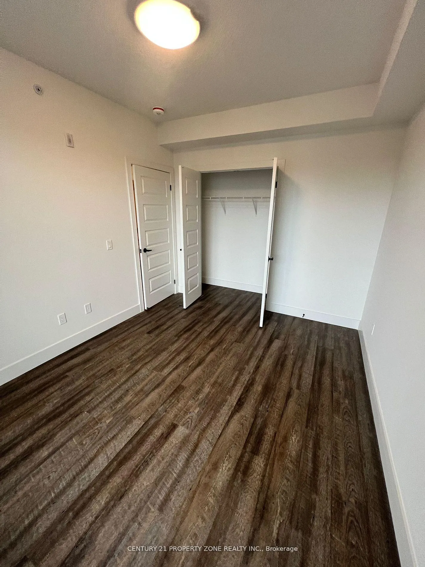 Photo 5 of Unit 402, 107 Rogers Street, Waterloo, Downtown Waterloo — HOMEH