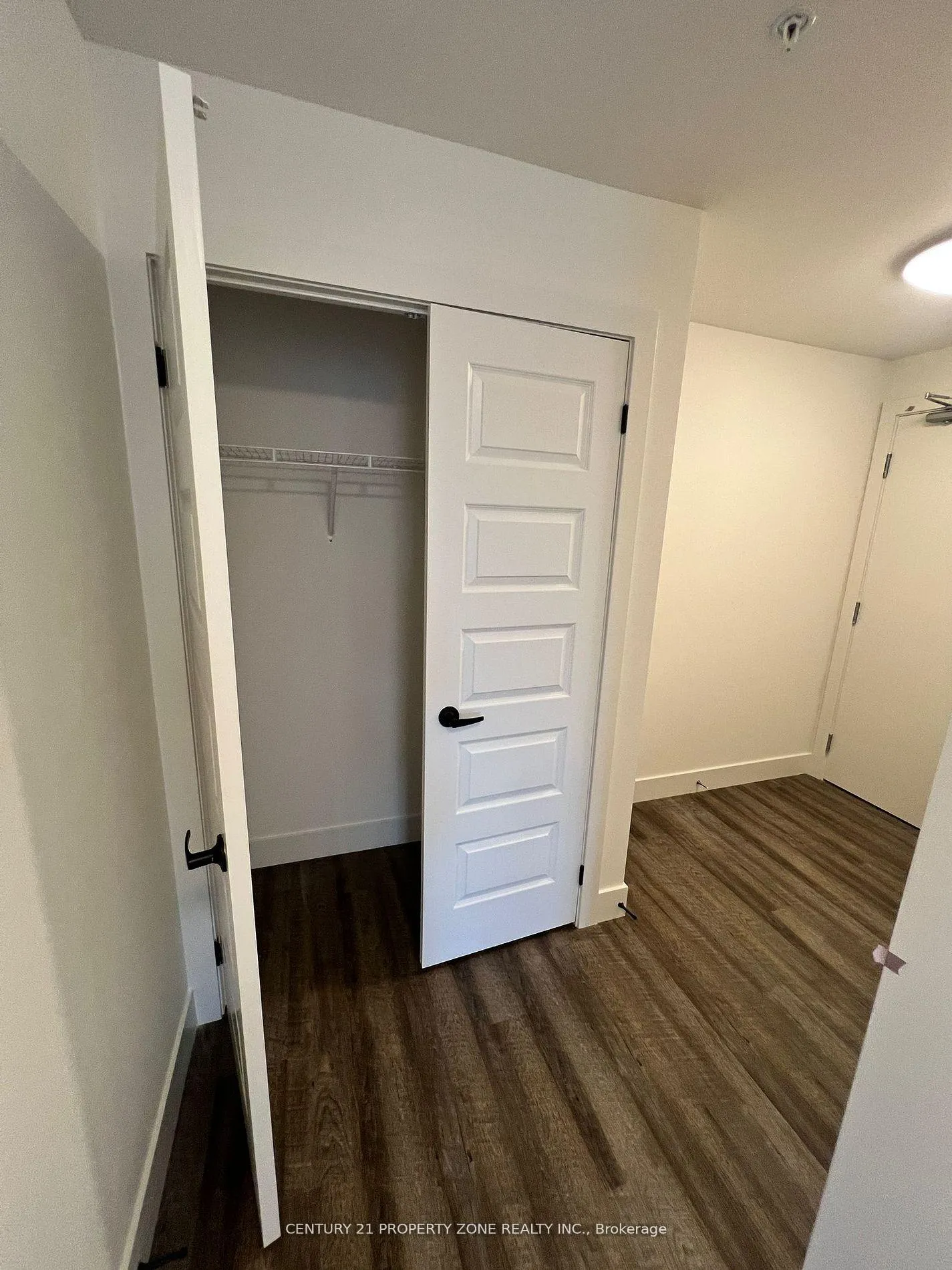 Photo 7 of Unit 402, 107 Rogers Street, Waterloo, Downtown Waterloo — HOMEH