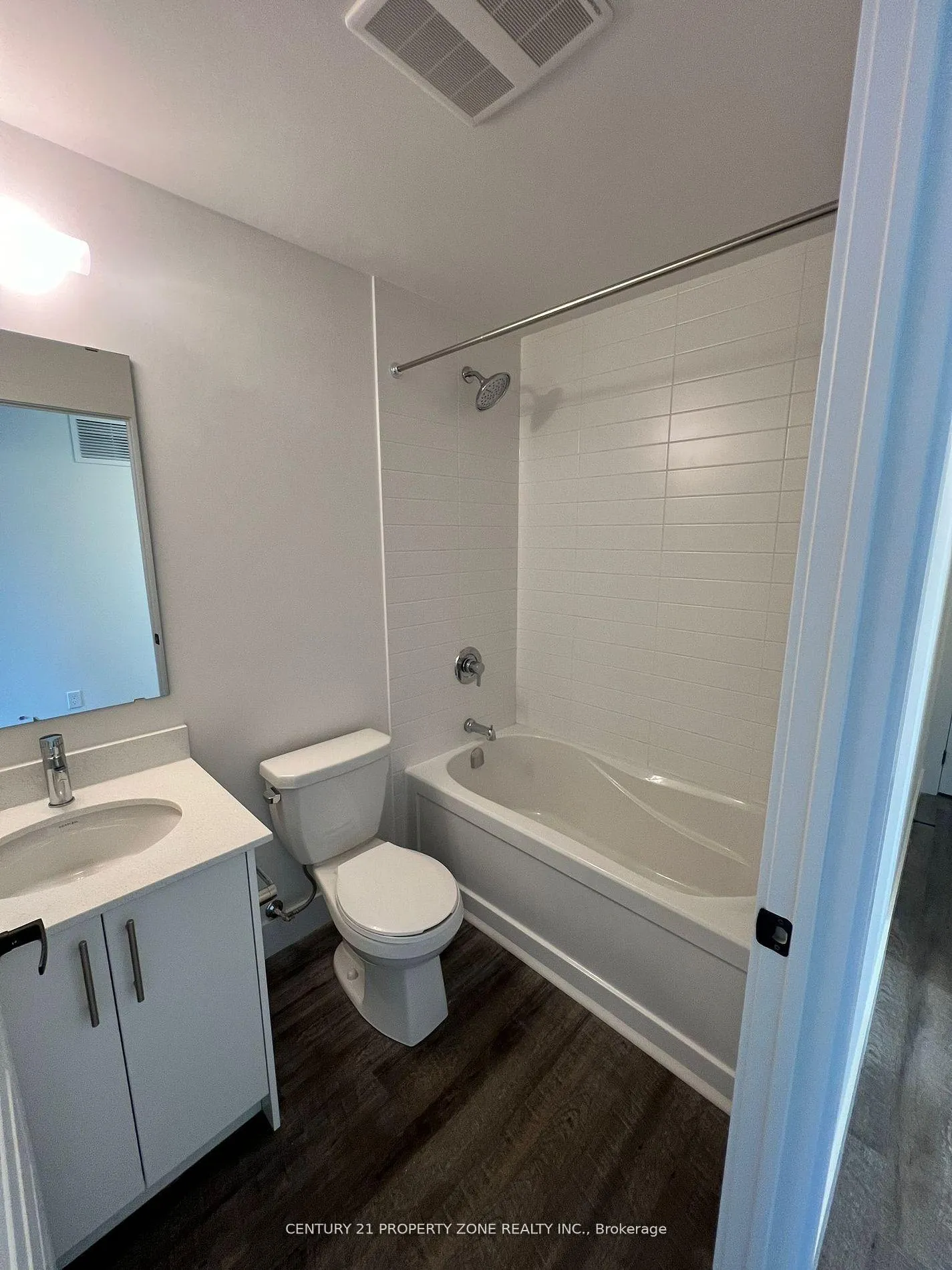 Photo 11 of Unit 402, 107 Rogers Street, Waterloo, Downtown Waterloo — HOMEH