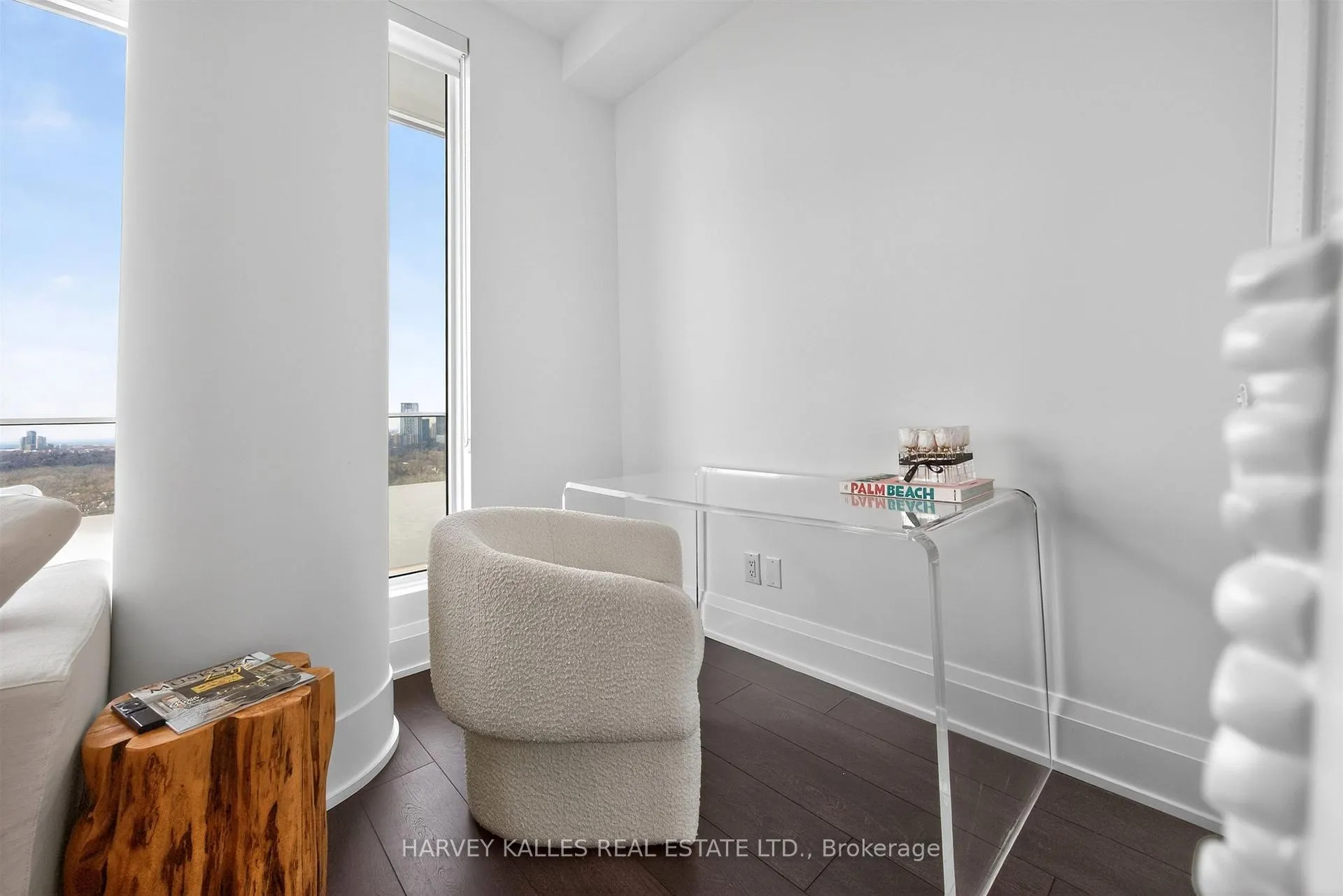 Photo 13 of Unit 2001, 20 Brin Drive, Etobicoke, Edenbridge-Humber Valley — HOMEH