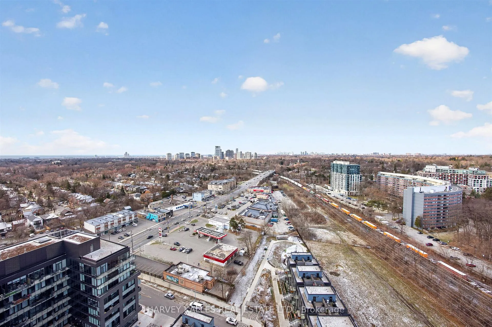 Photo 20 of Unit 2001, 20 Brin Drive, Etobicoke, Edenbridge-Humber Valley — HOMEH