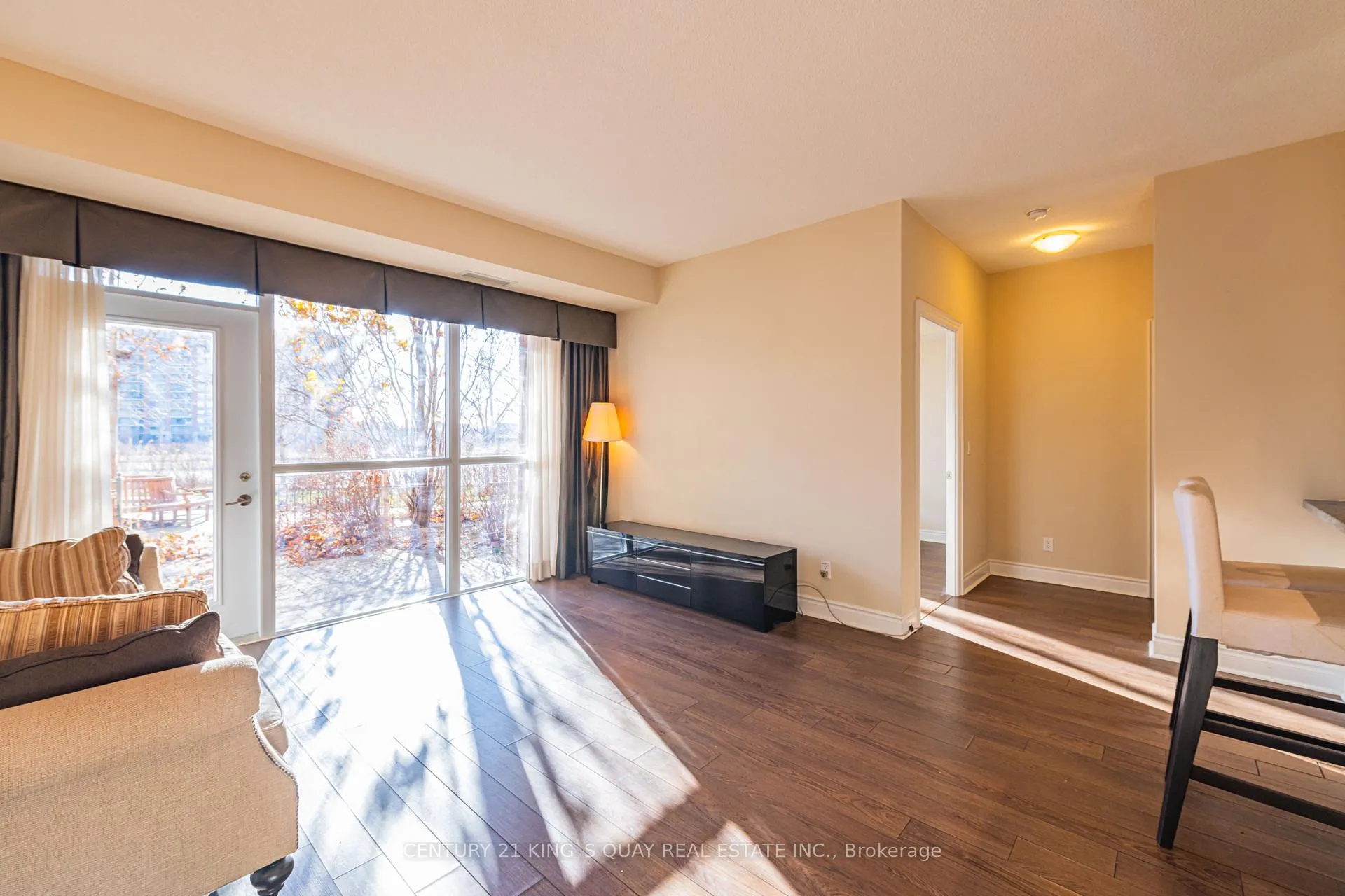 Photo 4 of Unit 169, 23 Cox Boulevard, Markham, Unionville — HOMEH