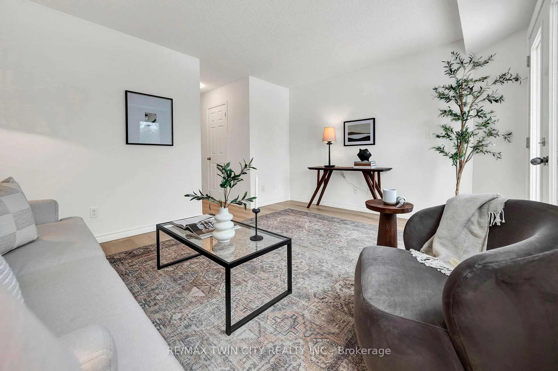 Photo 8 of Unit 12C, 931 Glasgow Street, Kitchener — HOMEH