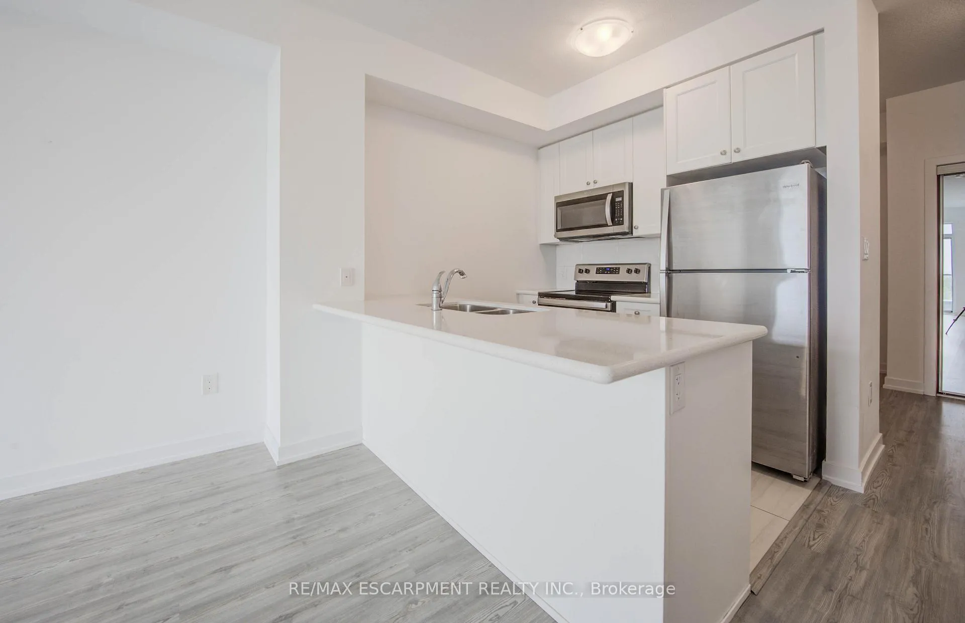 Photo 19 of Unit 715, 450 Dundas Street E, Hamilton, Waterdown — HOMEH