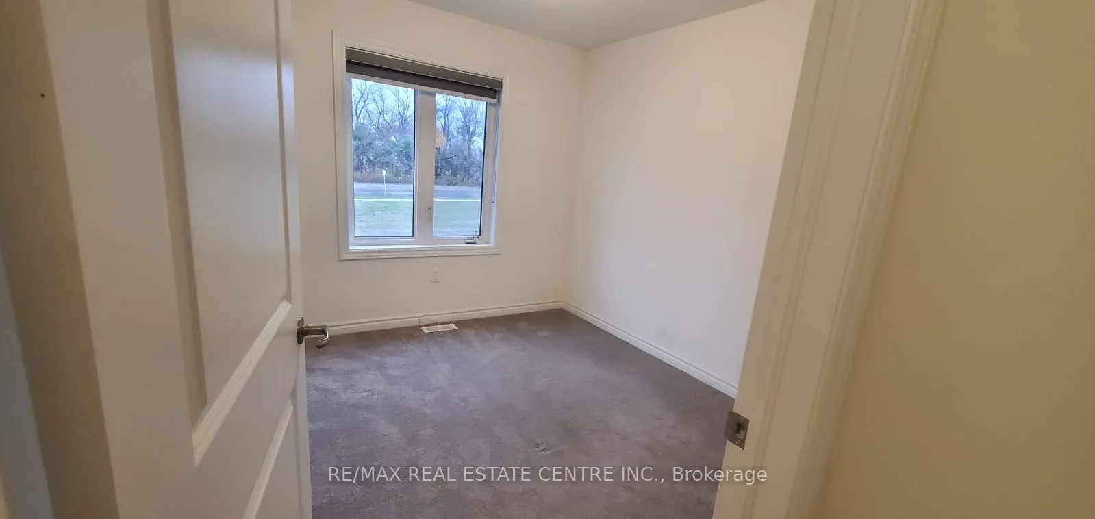 Photo 19 of 27 George Brier Drive E, Brant, Paris — HOMEH