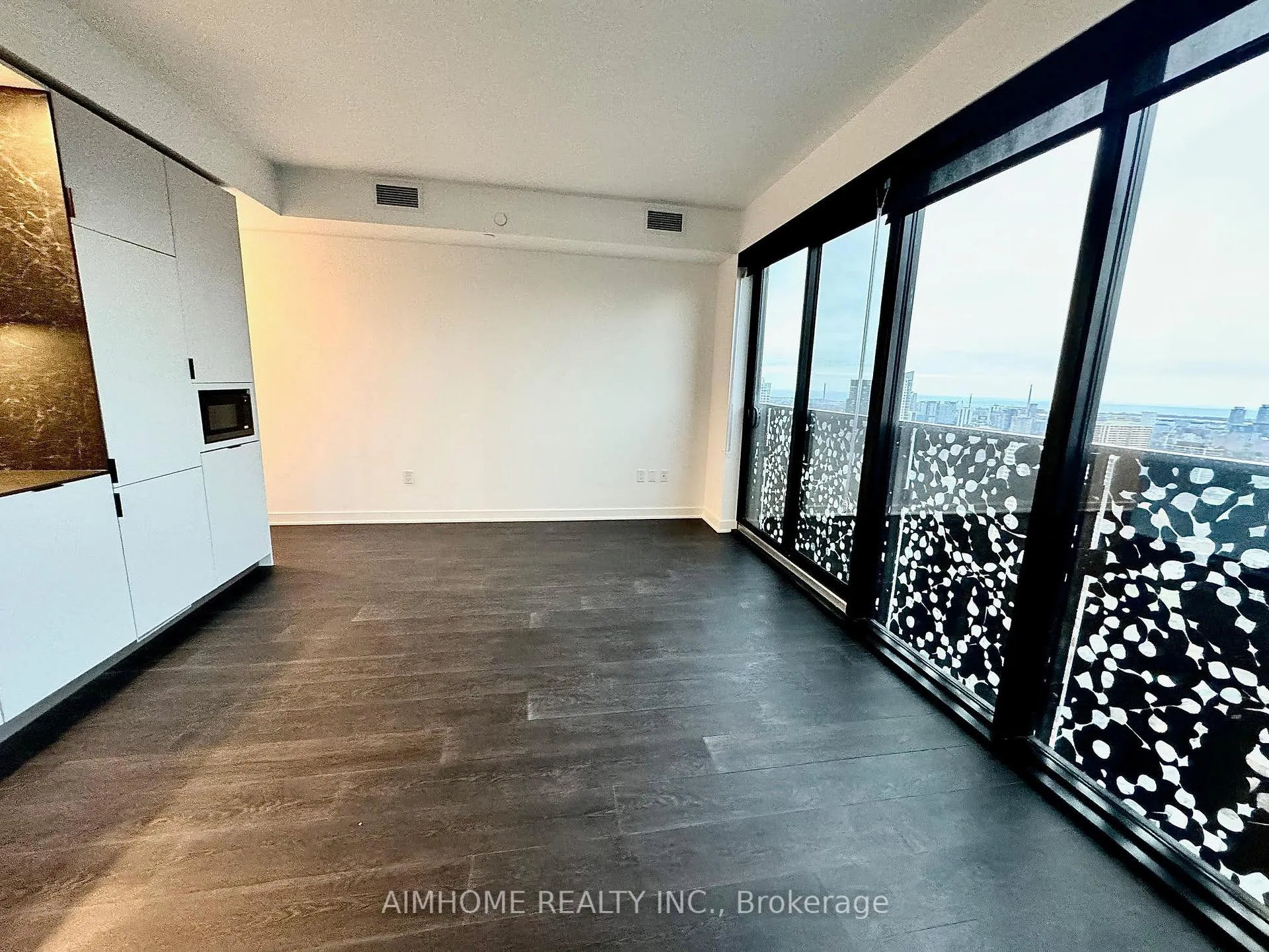 Photo 5 of Unit 3406, 55 Charles Street E, Toronto, Church-Yonge Corridor — HOMEH